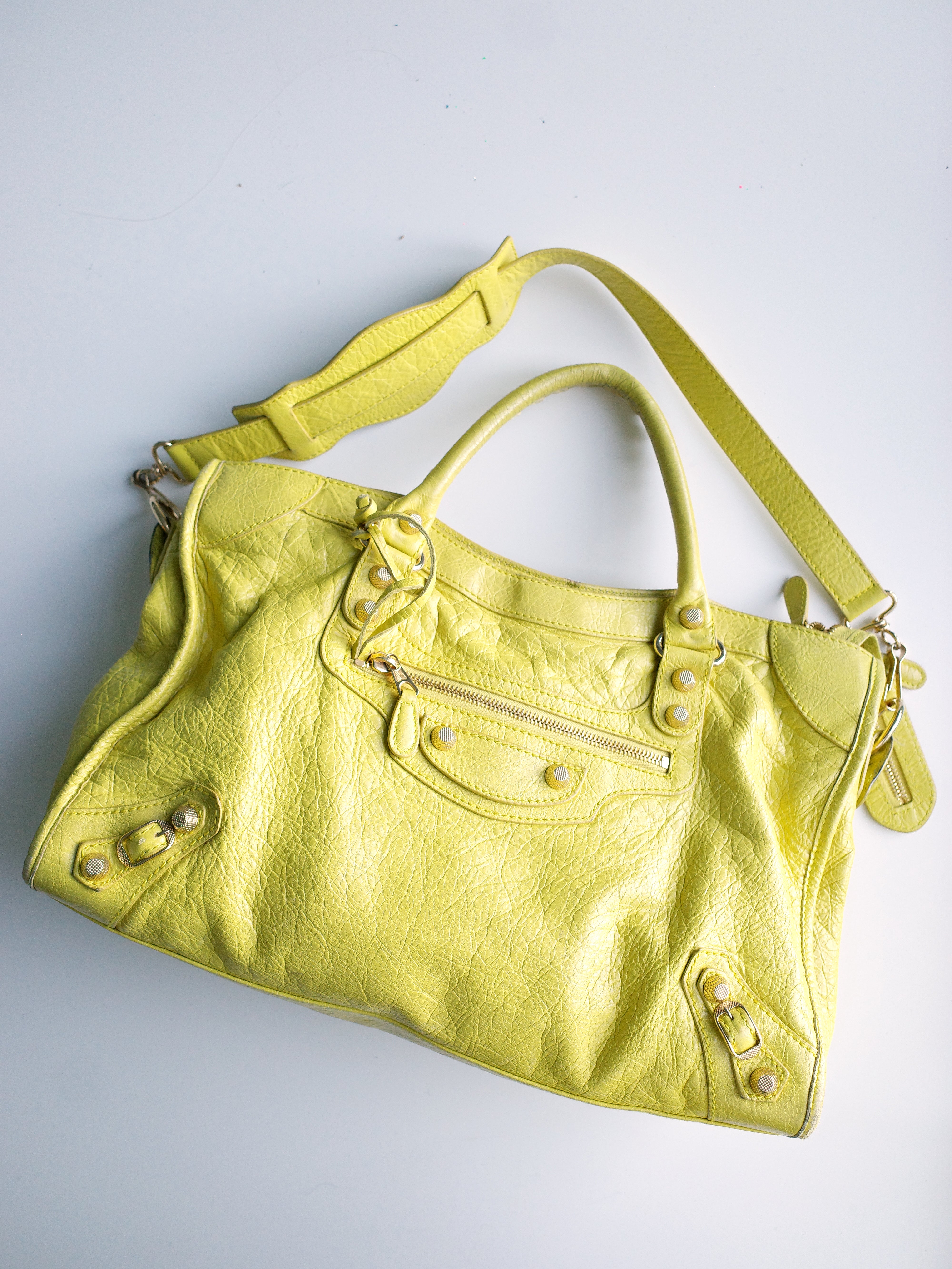 Balenciaga Bright Yellow Medium City Bag – NOVAWARE