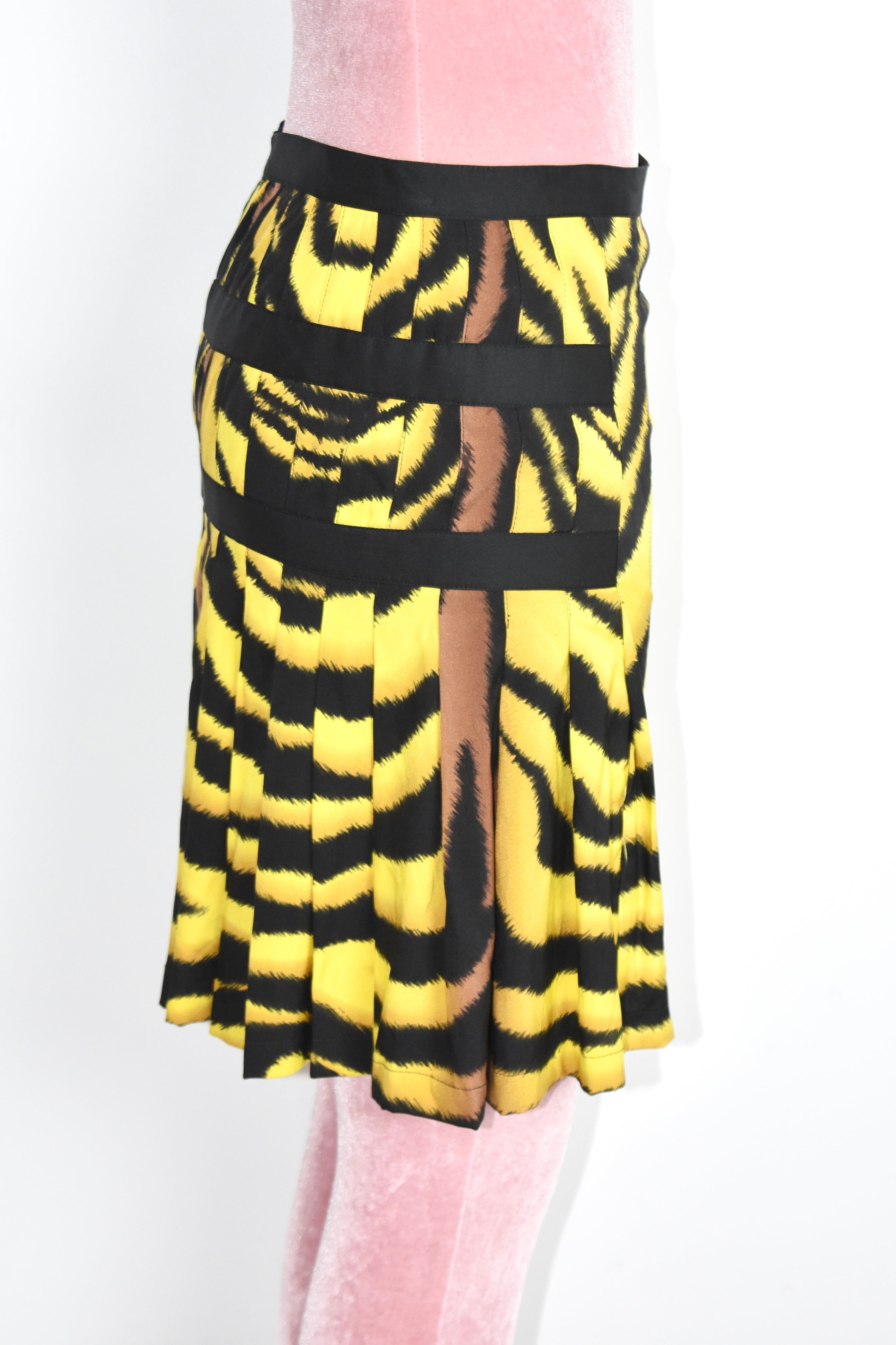 Versace Fall/Winter 2004 Runway Tiger-Print Mini Skirt