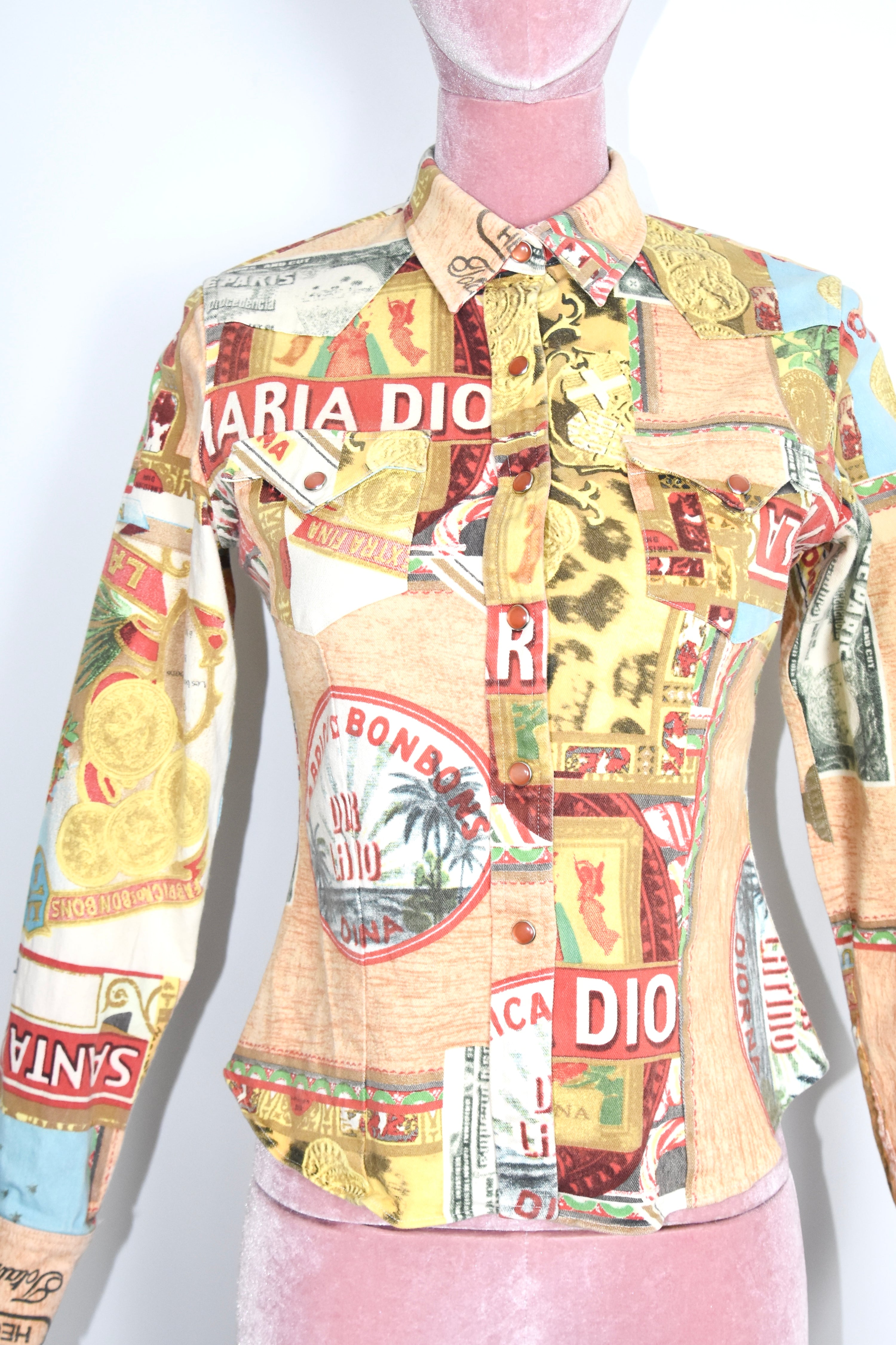 John Galliano 设计的 Christian Dior 2002 春季 Rasta Rastafari 牛仔衬衫夹克