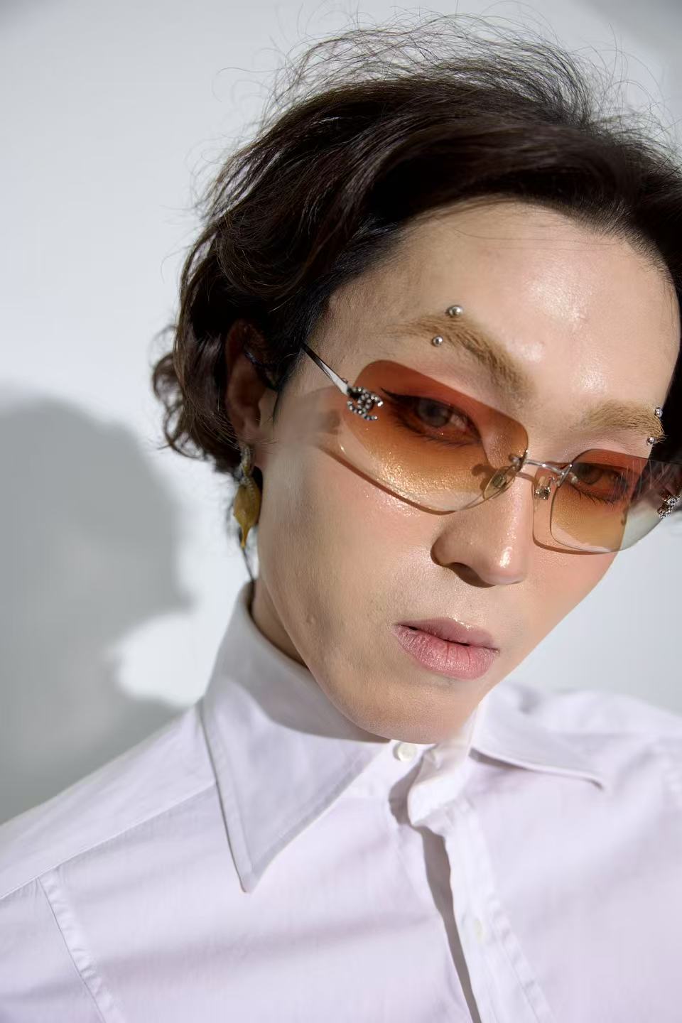 Chanel Y2K Gradient Rimless Crystal Logo Sunglasses – METAL 金
