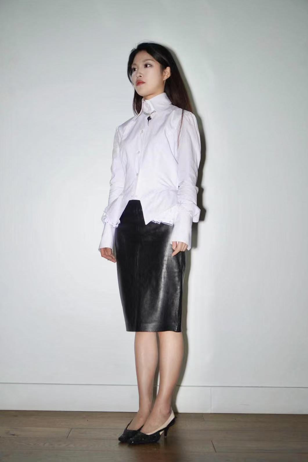 D&G Black Leather Pencil Skirt – METAL 金