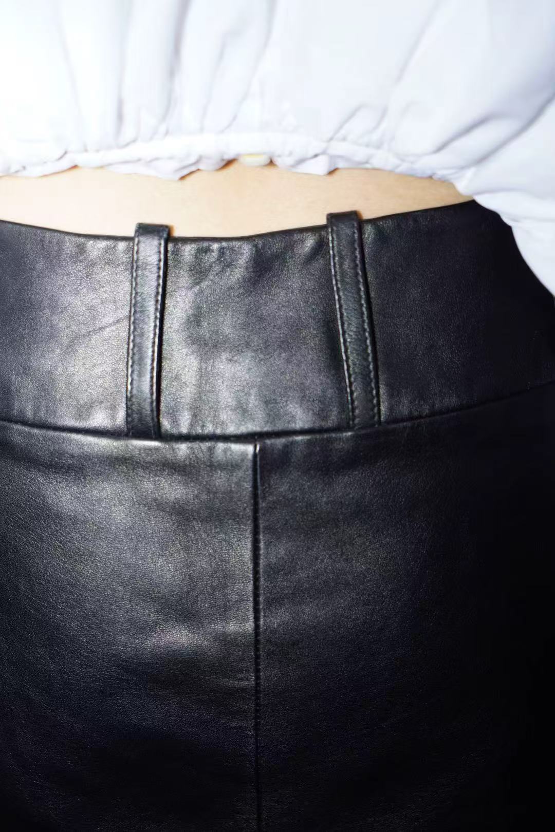 D&G Black Leather Pencil Skirt – METAL 金