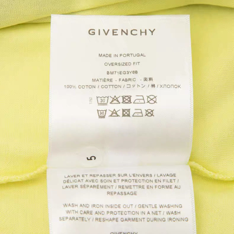 Givenchy Spray-Paint Bulldog Graphic Tee – Blue / Yellow