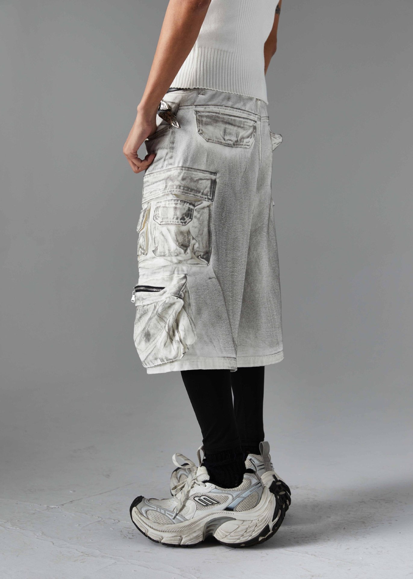 ATSF30 Distressed Multi-Pocket Cargo Shorts – Washed Grey