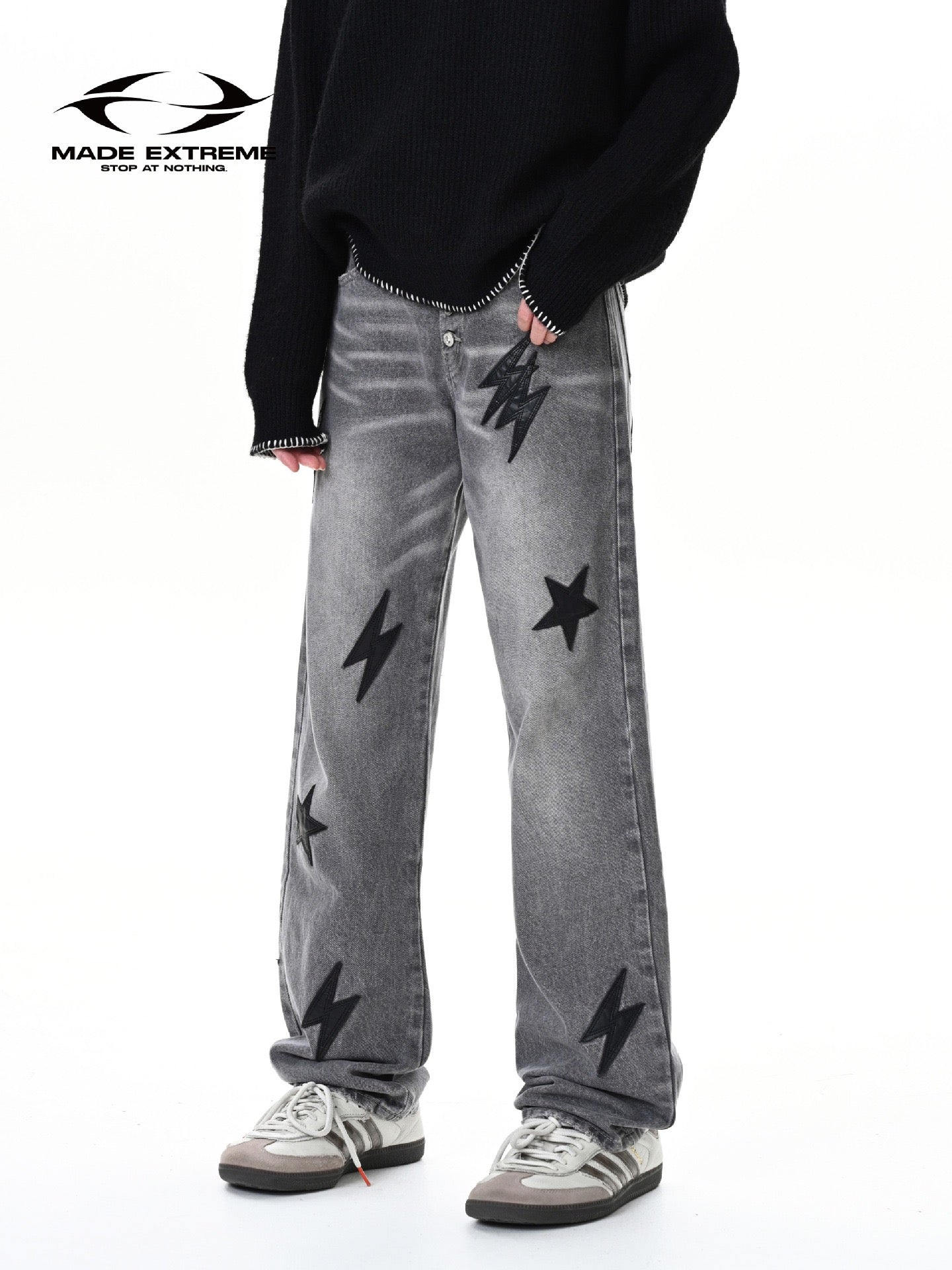 Star-Bolt Graphic Wide-Leg Denim Jeans – Charcoal / Blue / Black