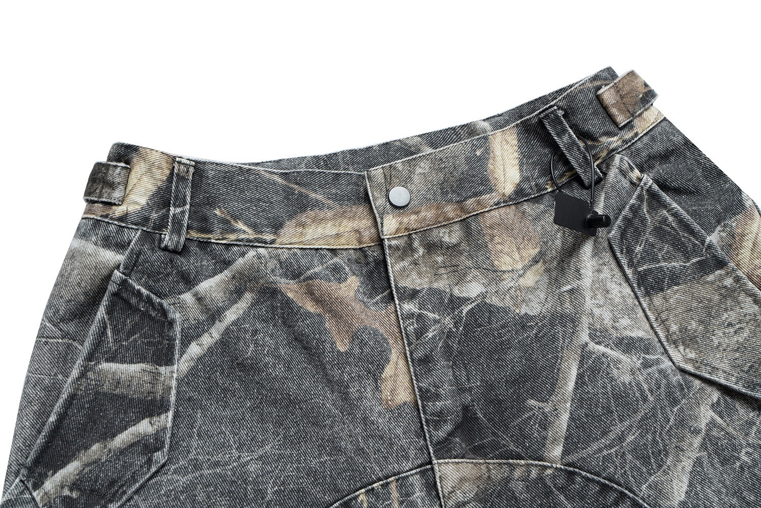 Tactical Camo Paneled Cargo Shorts – Earth Bark Print