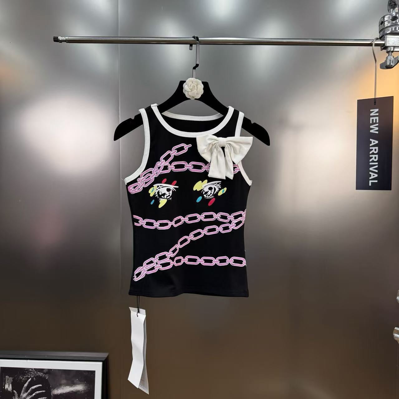 Chain-Eye Bow Tank Top – Pink / Grey / White / Black