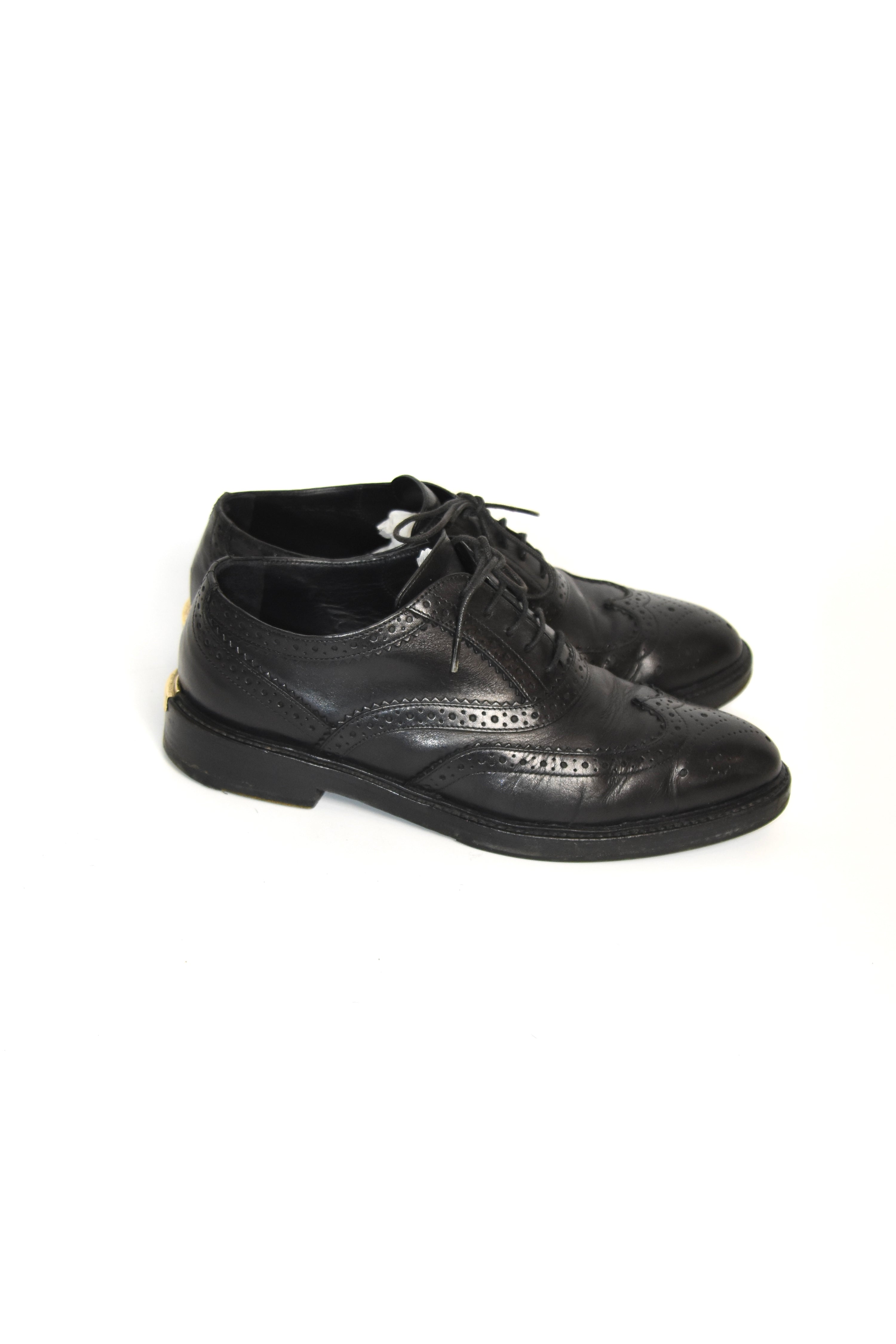 Burberry Italian Leather Brogue Derby Shoes – Women’s Size 36, Black Wingtip Oxford, Made in Italy