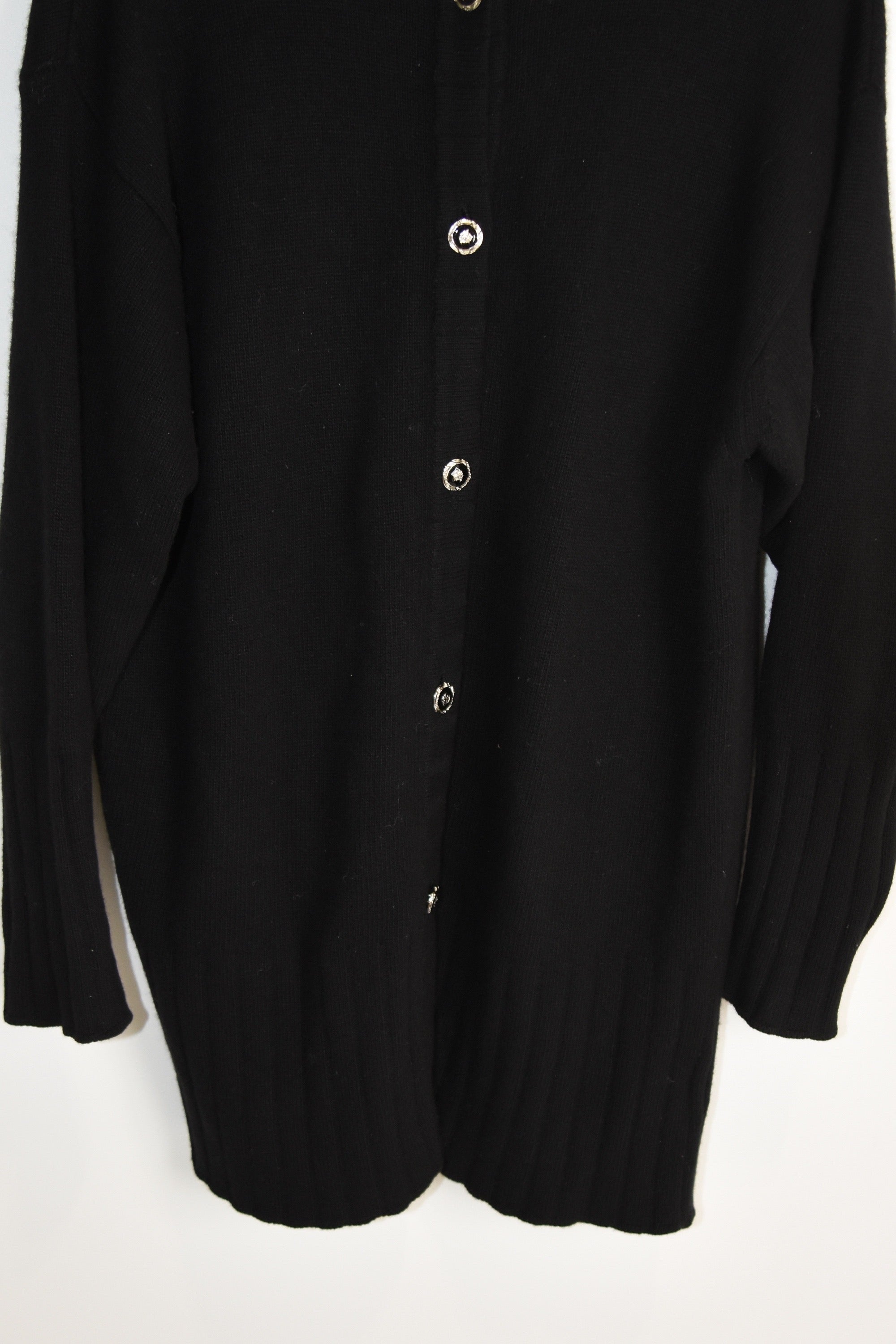 Gianni Versace “Versatile” Vintage Cashmere Knit Cardigan – Black, Silver Logo Buttons, Made in Italy (Fits S–M)