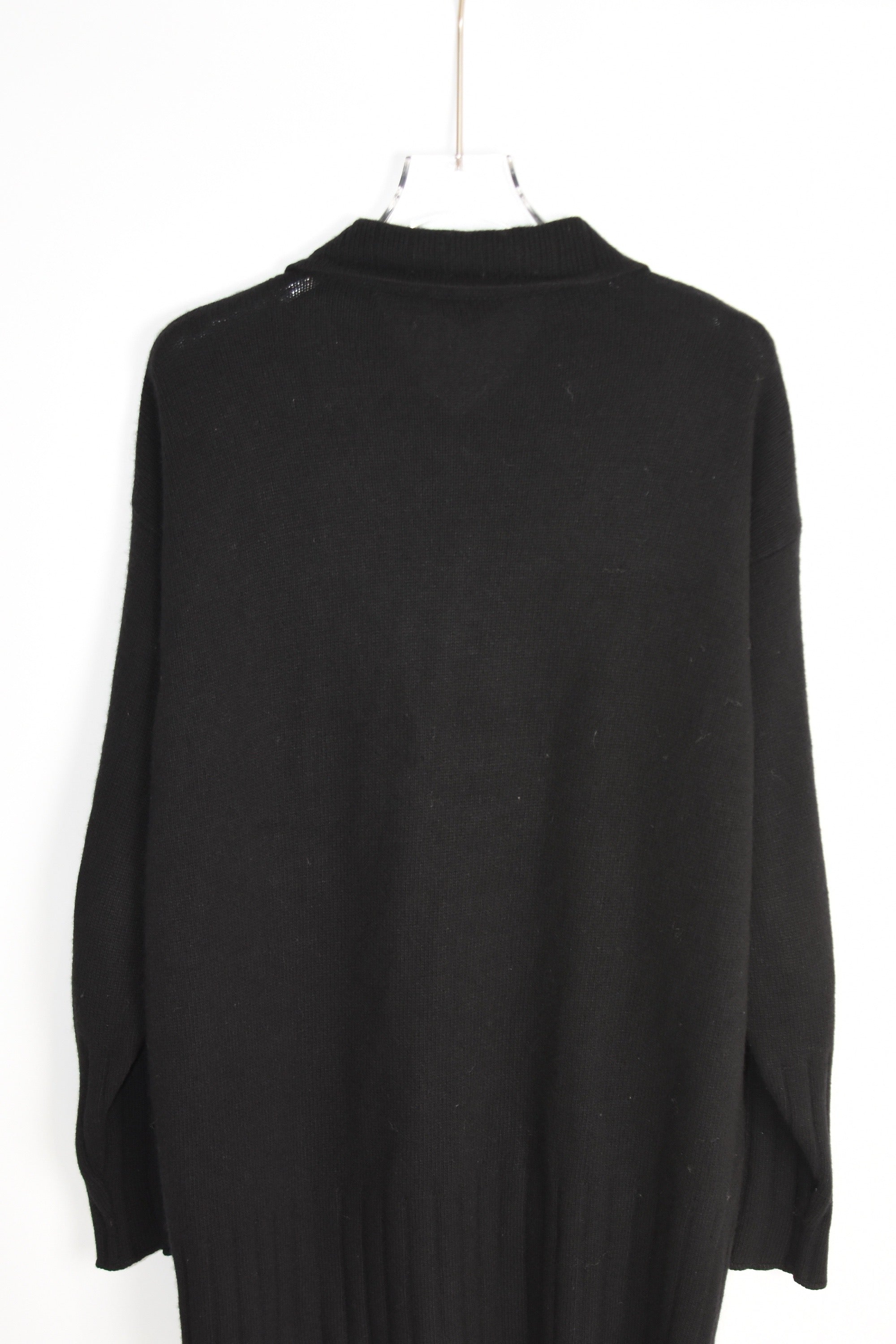 Gianni Versace “Versatile” Vintage Cashmere Knit Cardigan – Black, Silver Logo Buttons, Made in Italy (Fits S–M)