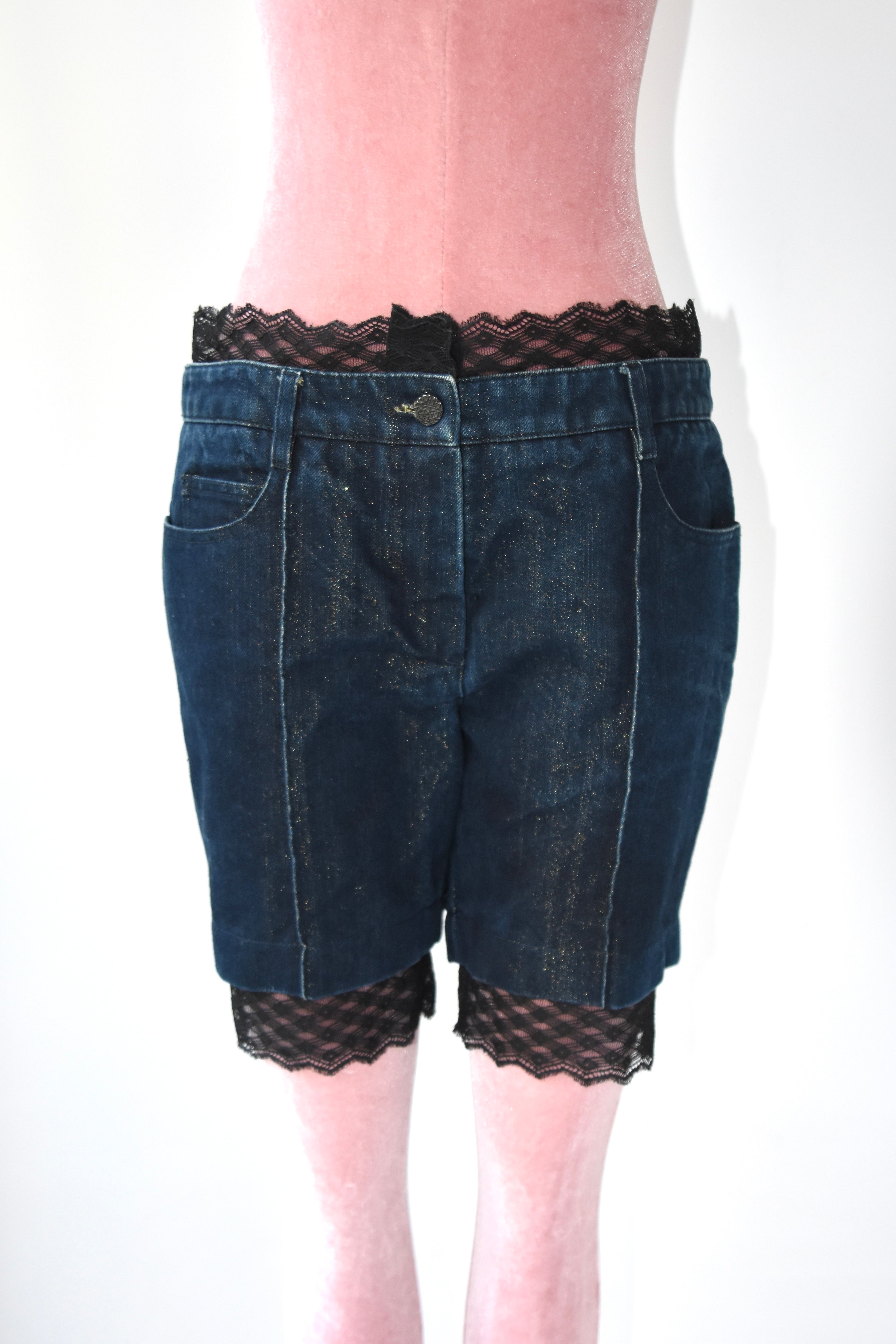 CHANEL S/S 2007 Gold Lurex Denim Lace Shorts – Size 40 (Made in Italy, Archive Runway Detail)