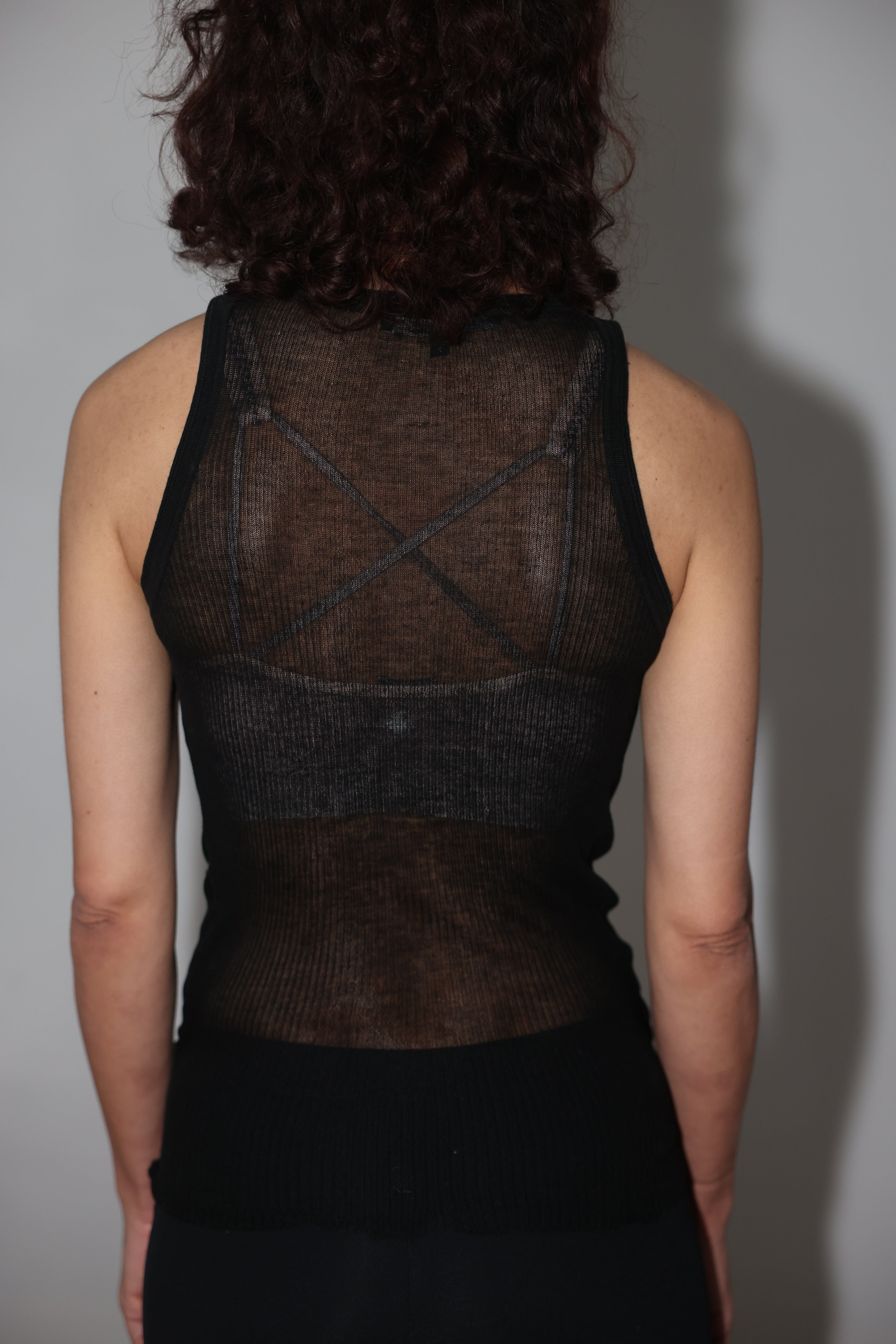 Gucci by Tom Ford Ribbed Sheer Twist Tank Top – FIRE 火