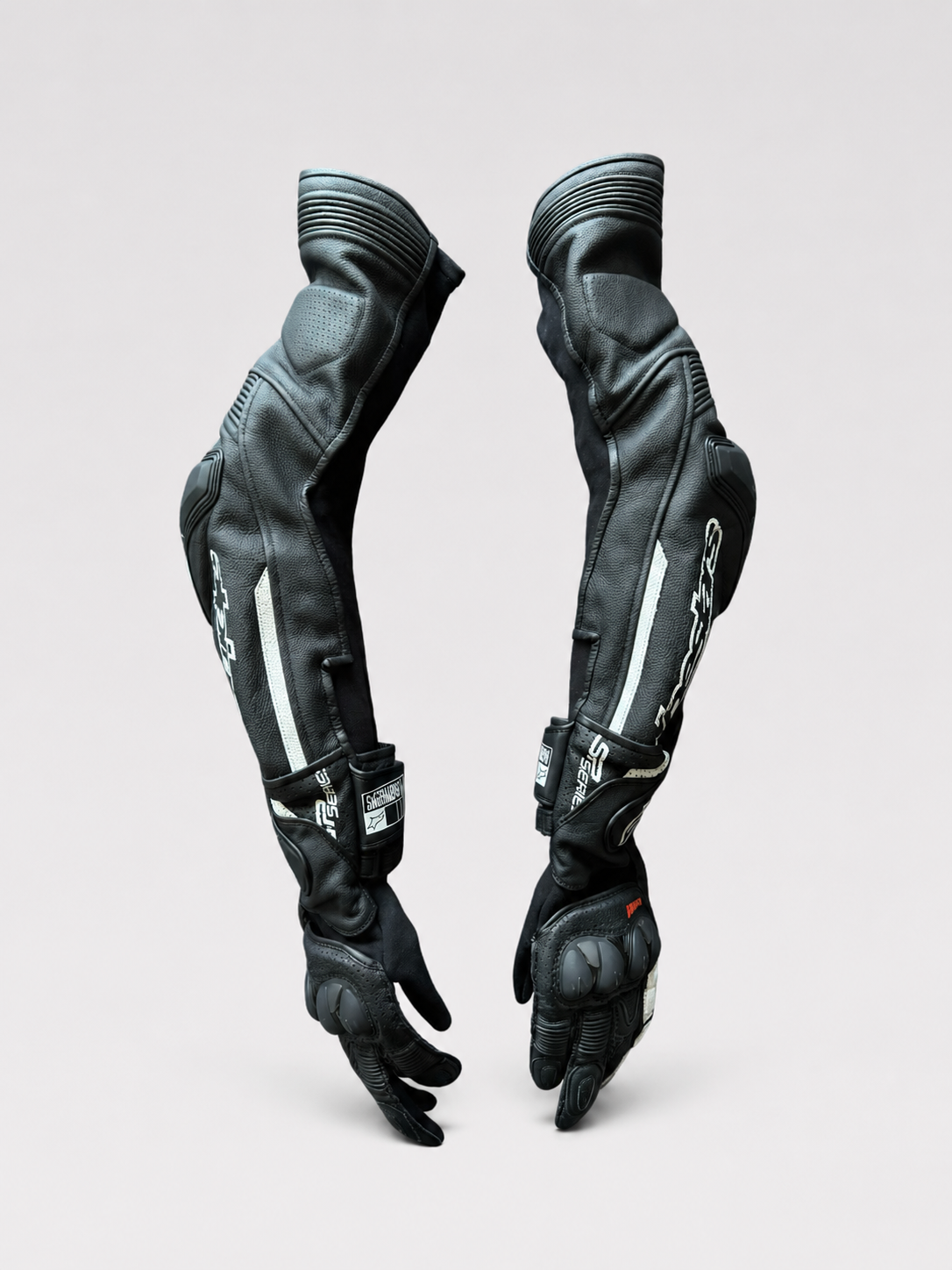 Balenciaga Winter 2024 Runway × Alpinestars Limited Edition Leather Racing Gloves – Atelier 1/19 Ultra Rare Collector Piece