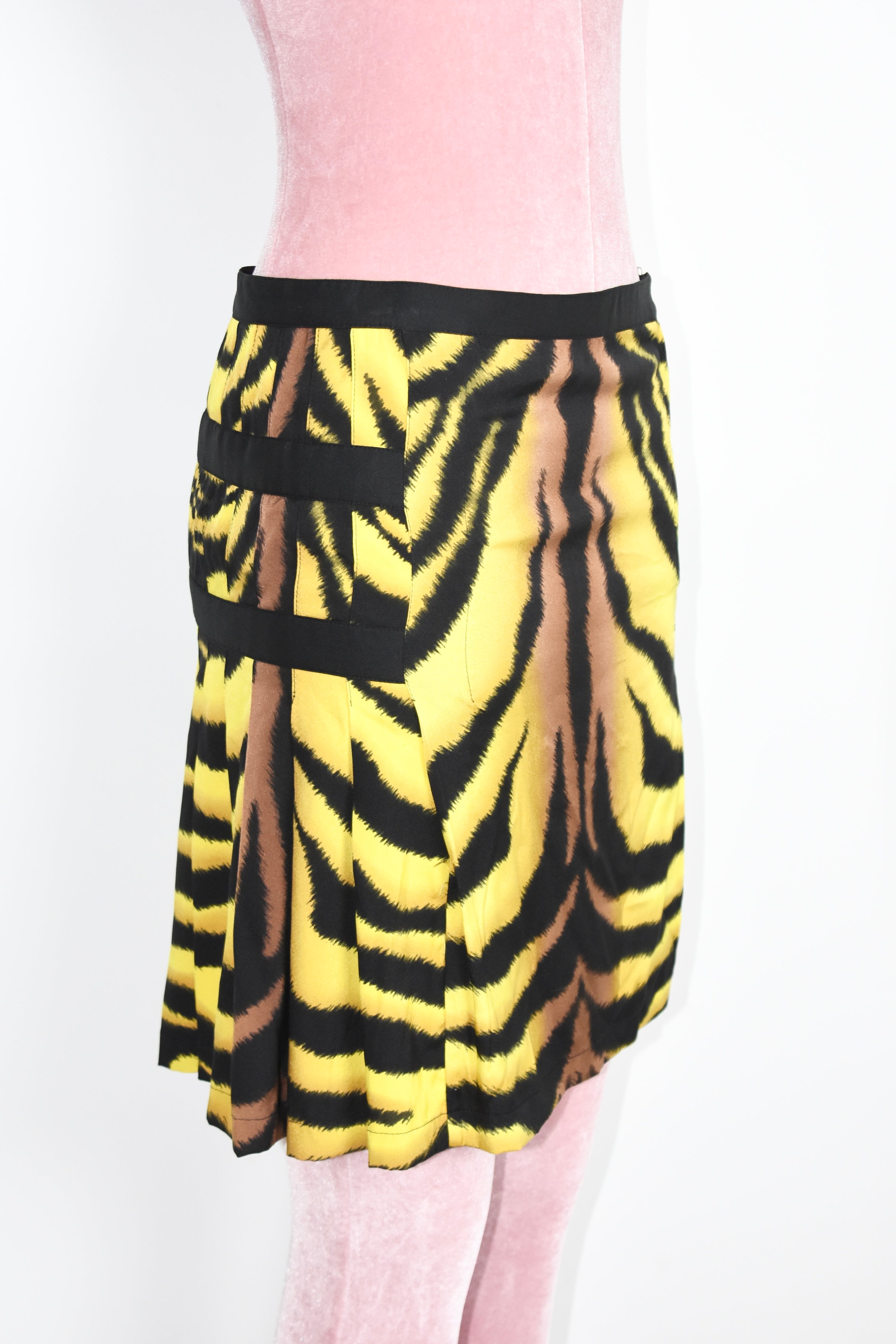 Versace Fall/Winter 2004 Runway Tiger-Print Mini Skirt