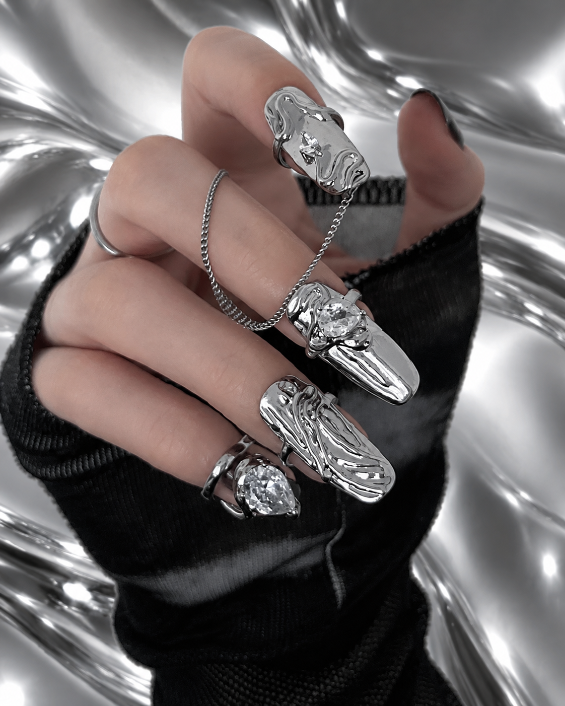 3D Sculptural Metal Nail Rings Set – Four-Piece Adjustable Chain Nail Ring Set | Unisex