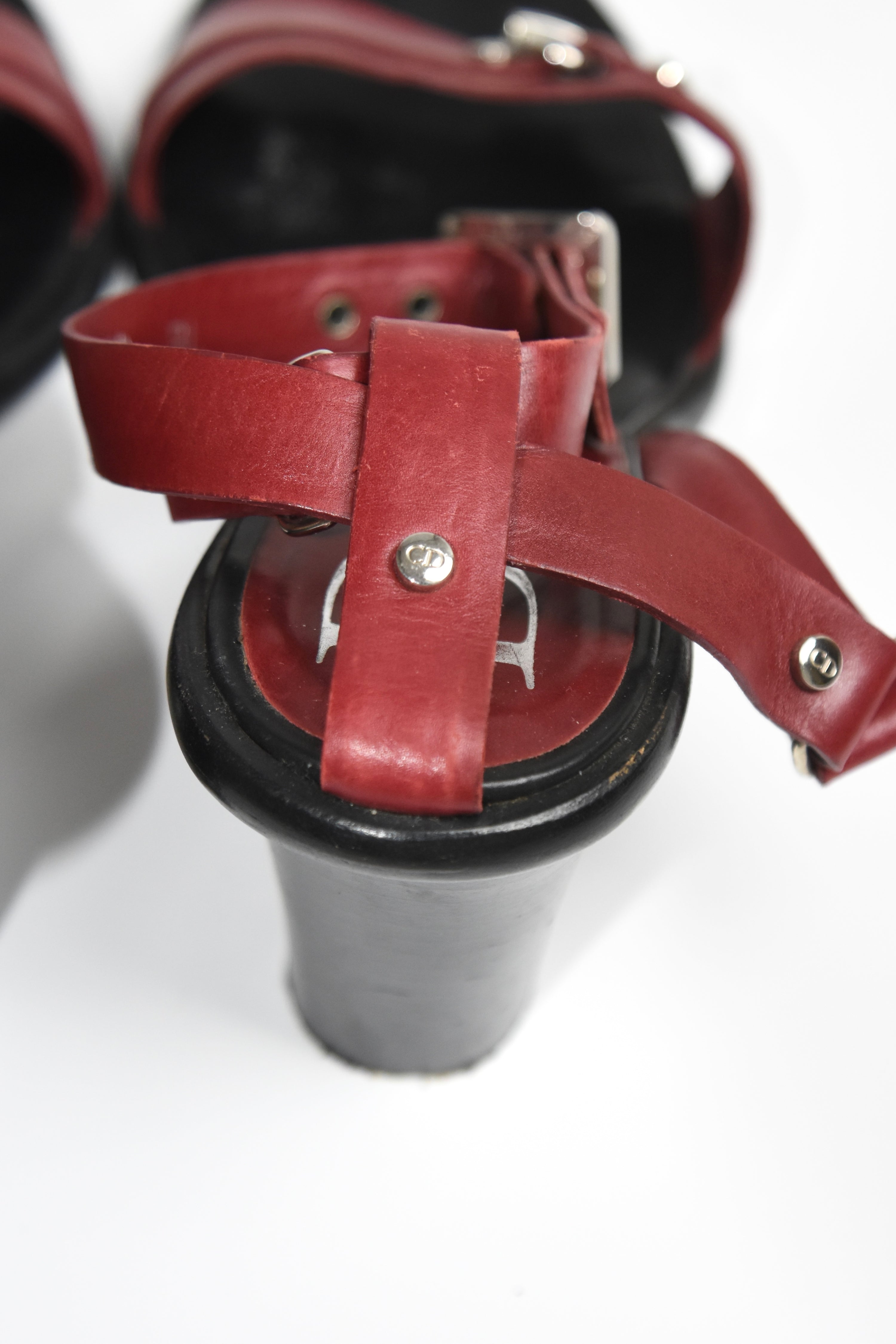 Dior by John Galliano Red Leather Padlock Heel Sandals – Y2K Archive Made in Italy
