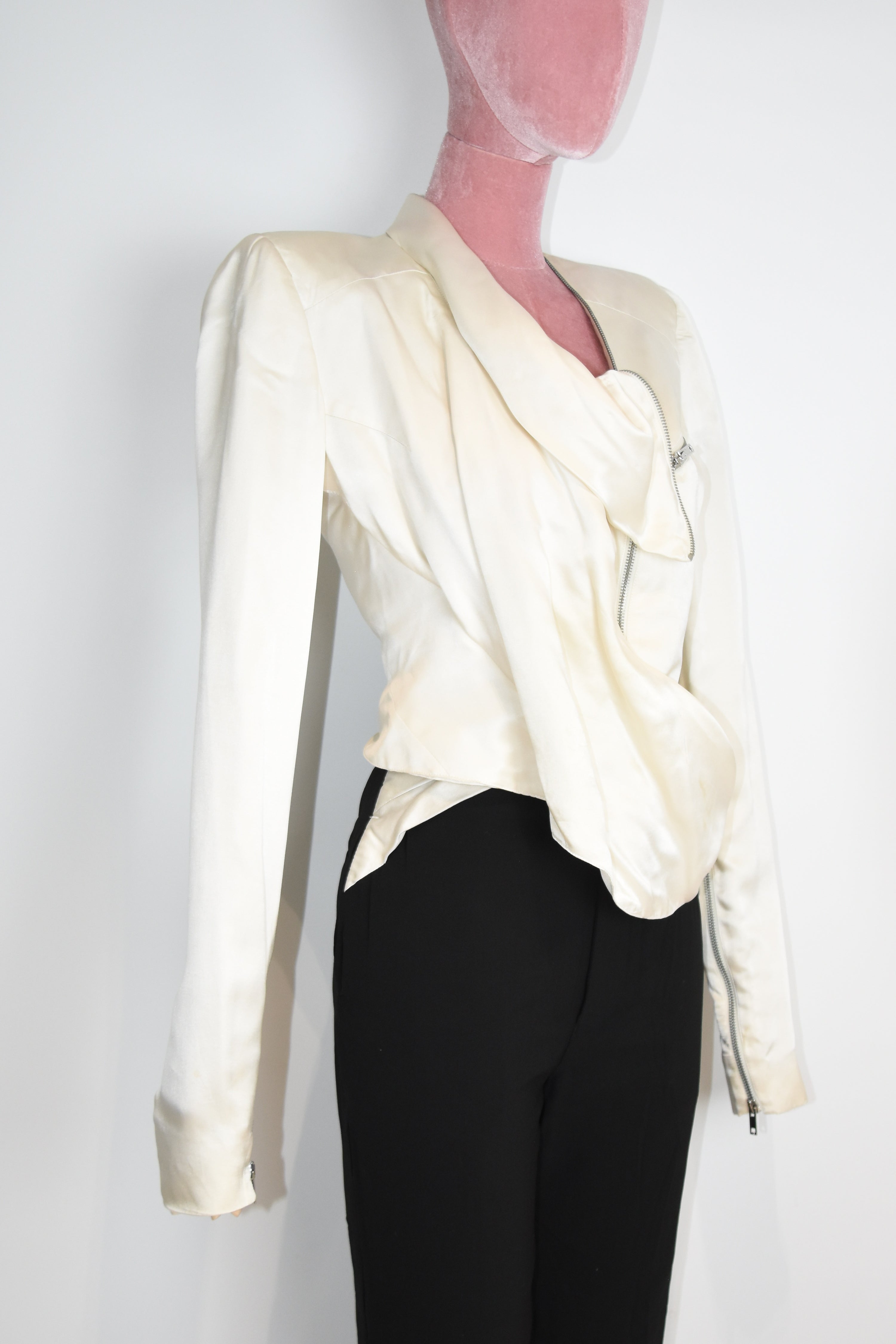 Haider Ackermann 白色缎面不对称剪裁夹克