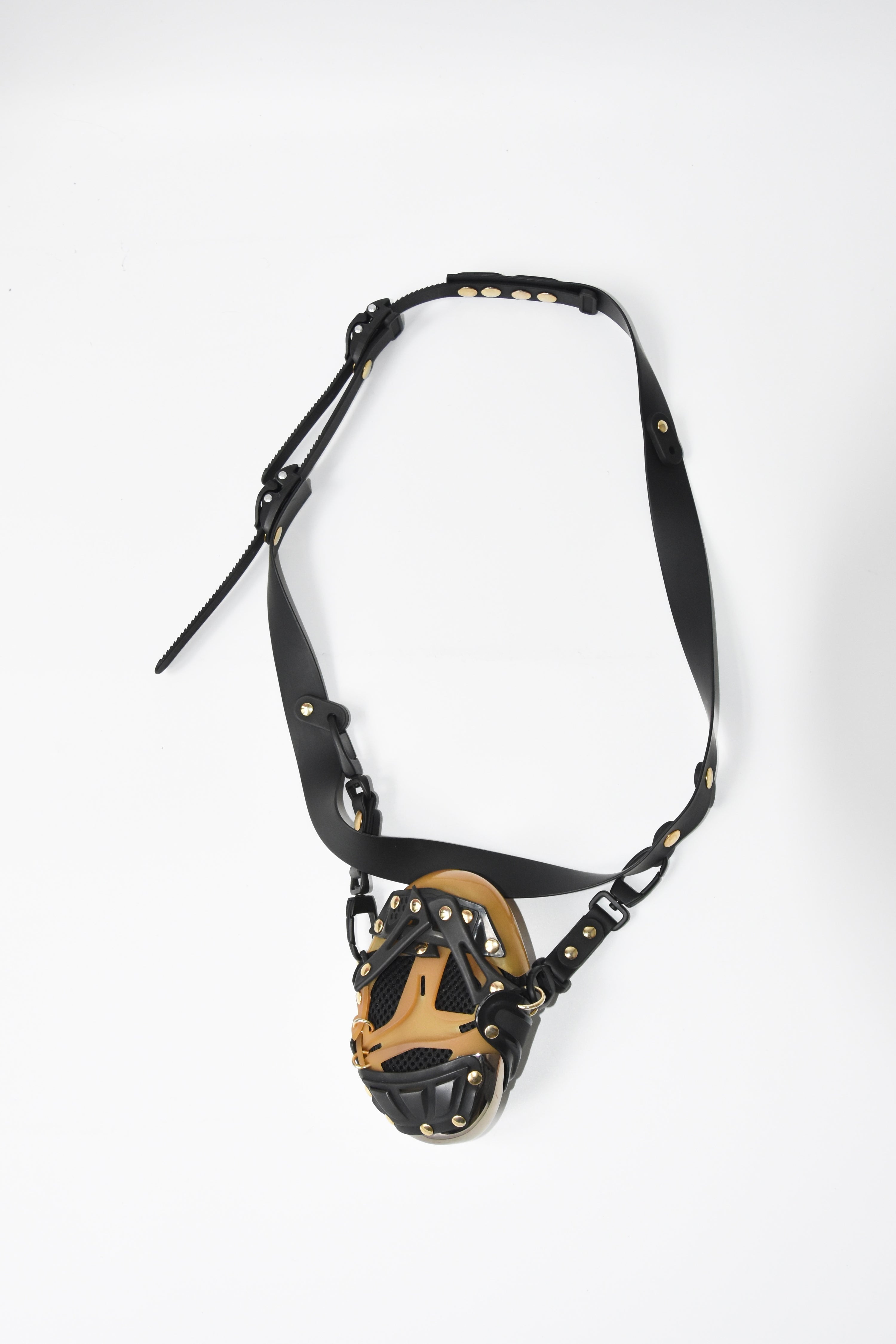 Innerraum Multi-Strap Biomechanical Shell Bag