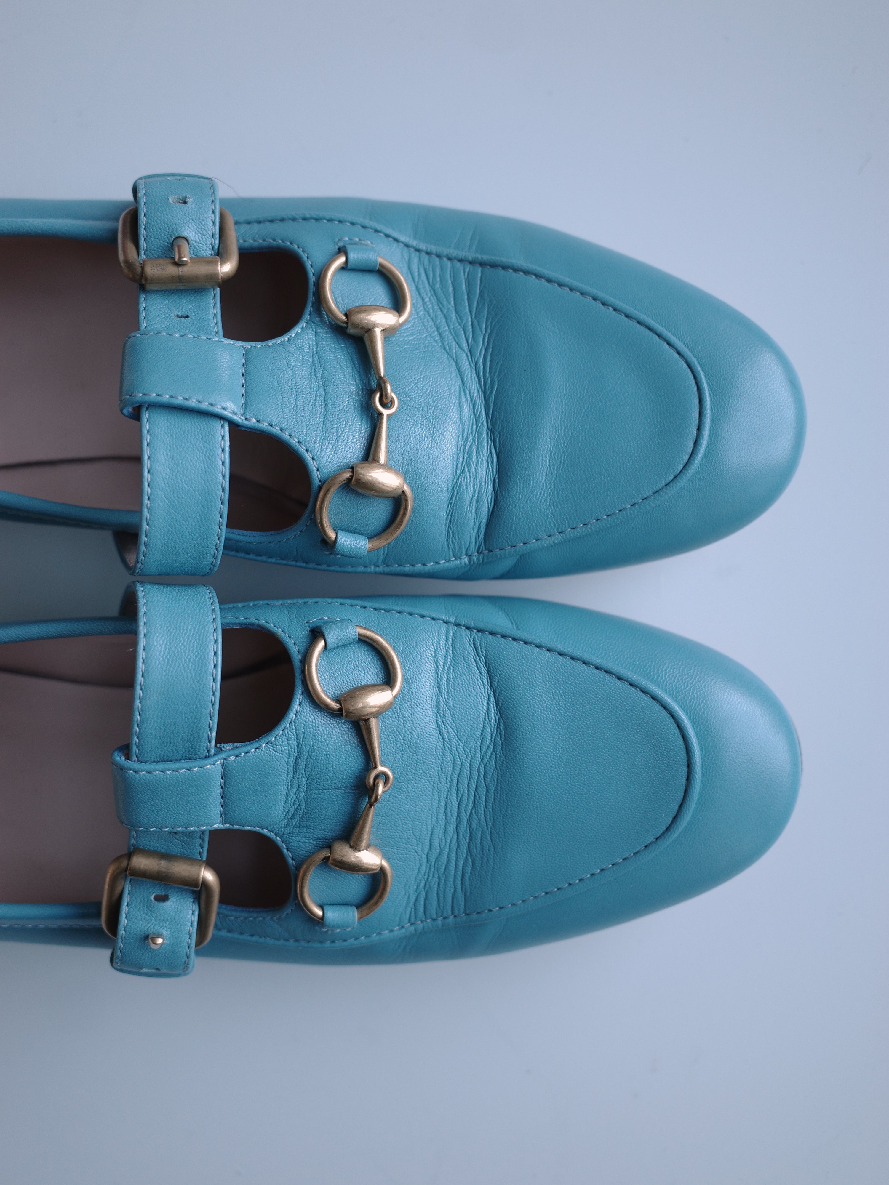 GUCCI Sky-Blue Leather Mary Jane Horsebit Loafers – Wood 木