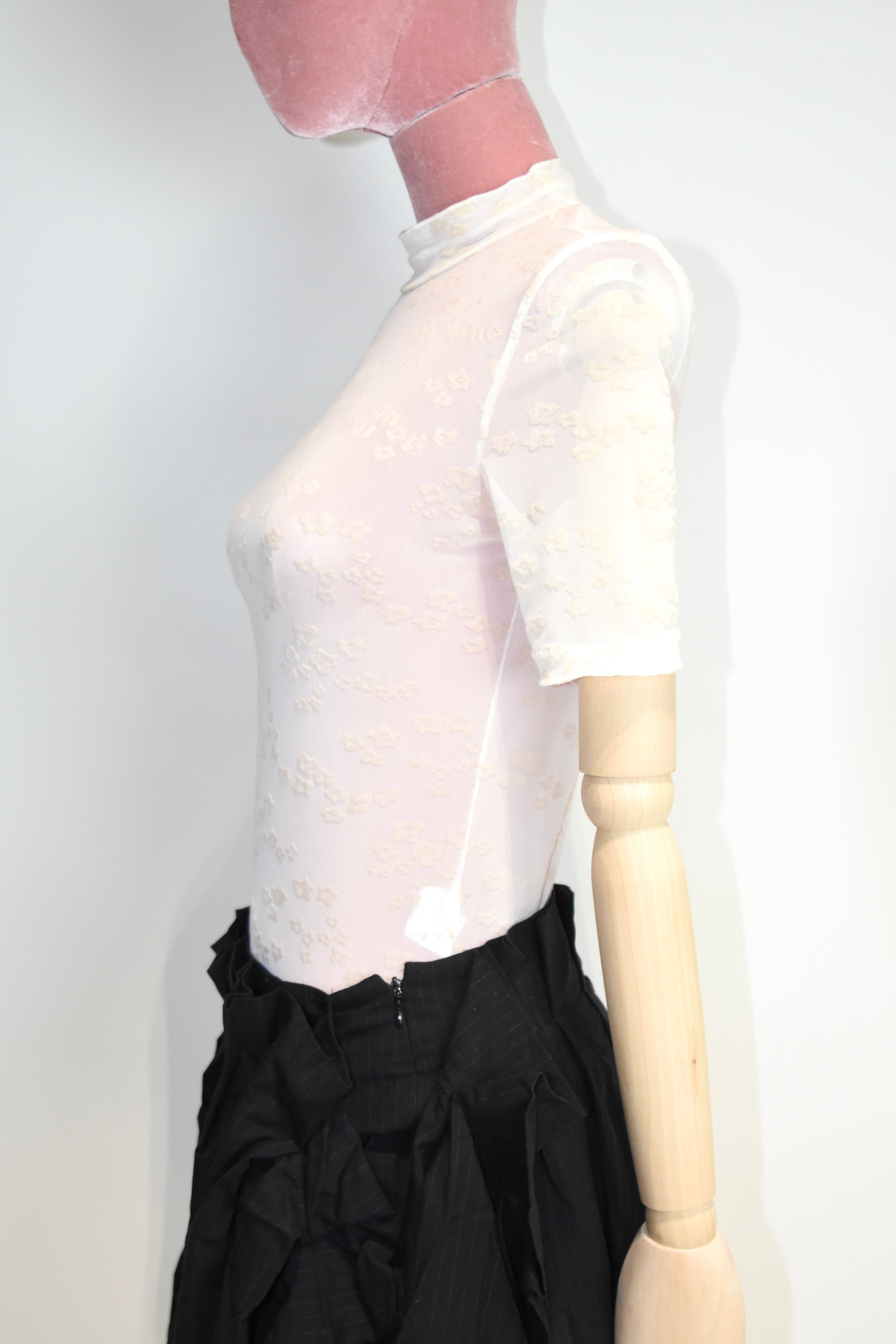 Opening Ceremony Sheer Floral Flocked Mesh T-Shirt – Cream Mock Neck Stretch Top