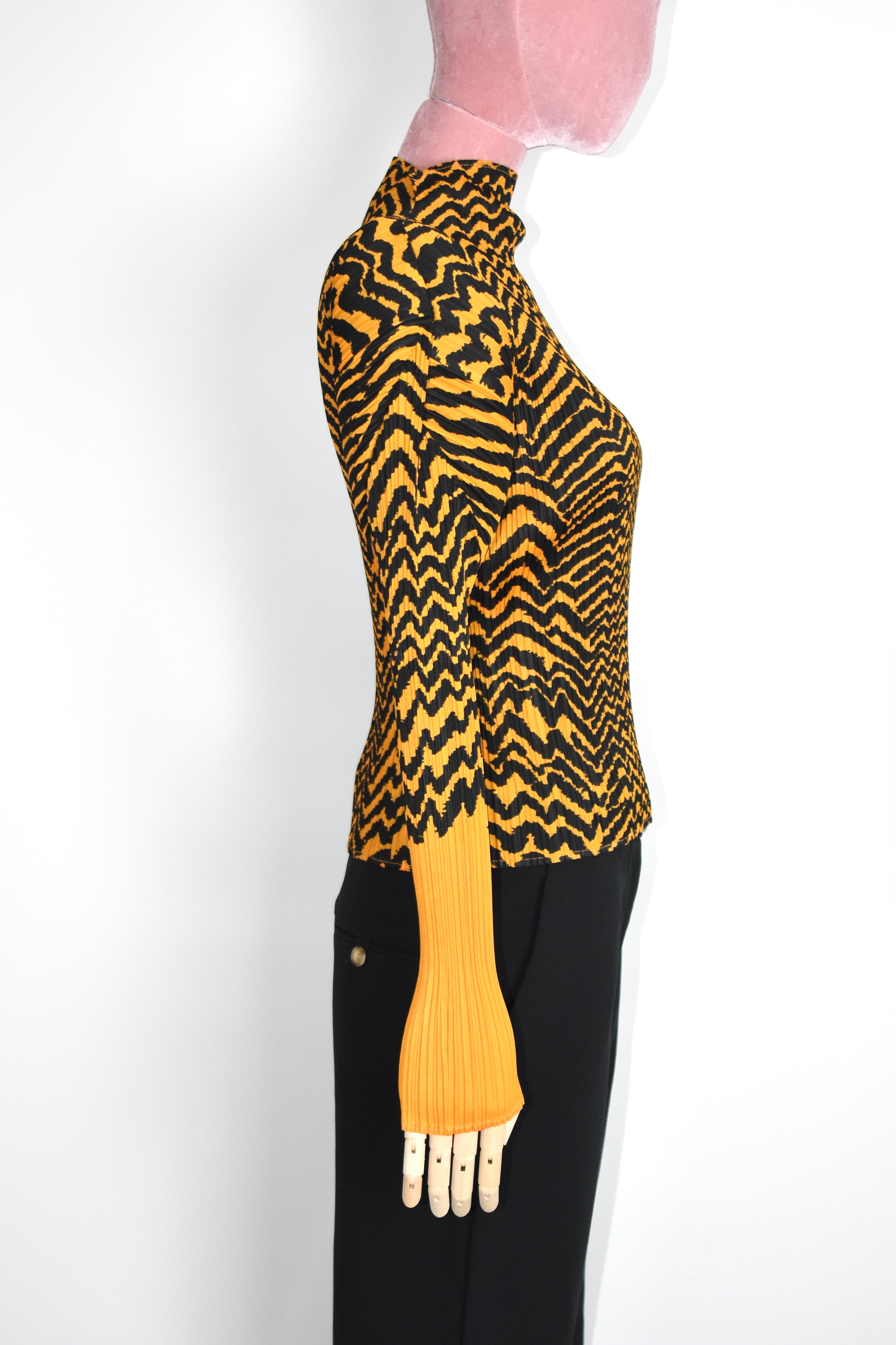 Issey Miyaka Pleats Please 90 年代复古虎纹印花长袖上衣