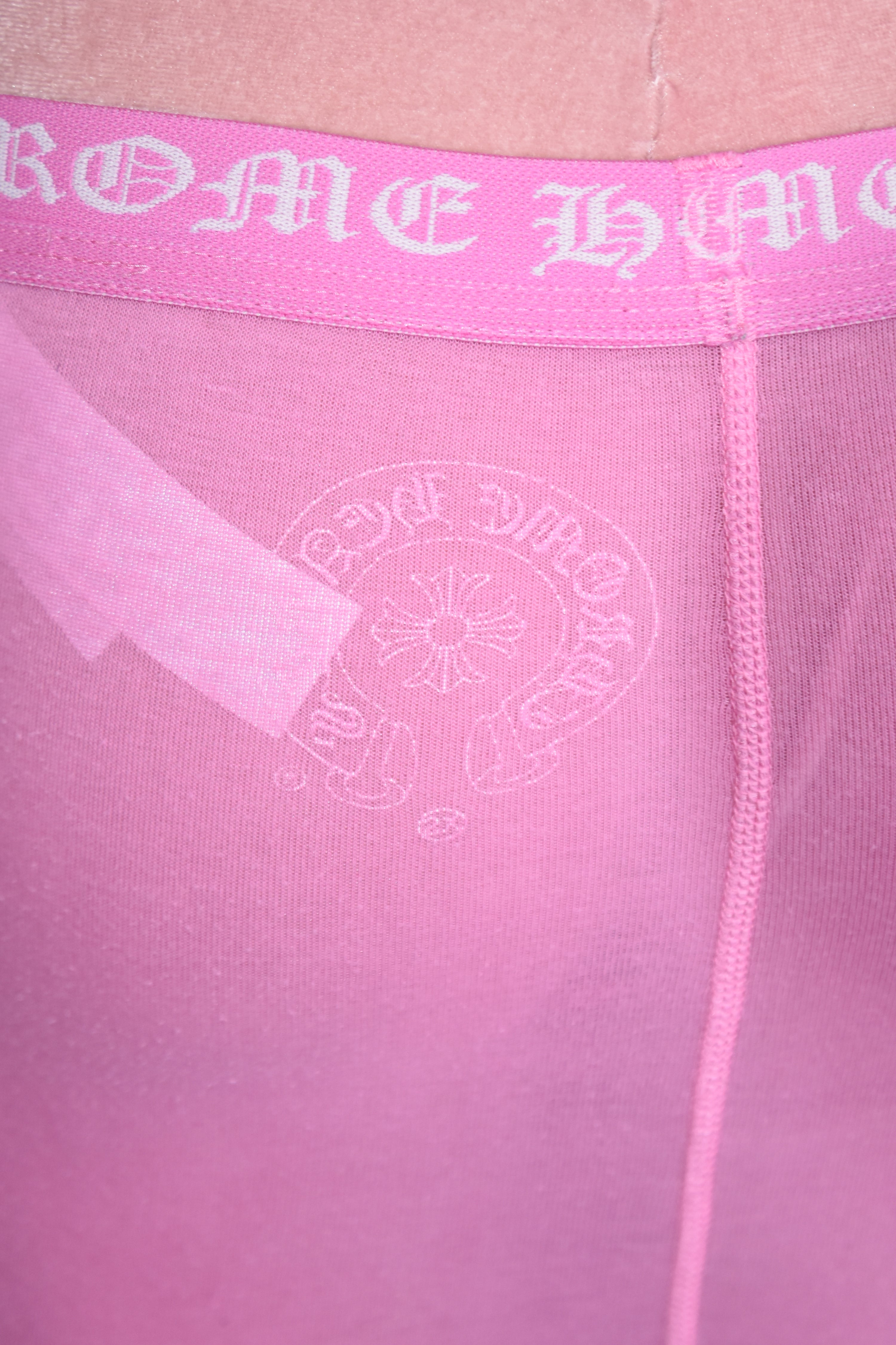 Chrome Hearts Pink Gothic Logo Leggings – Cross Shield Print Stretch Pants