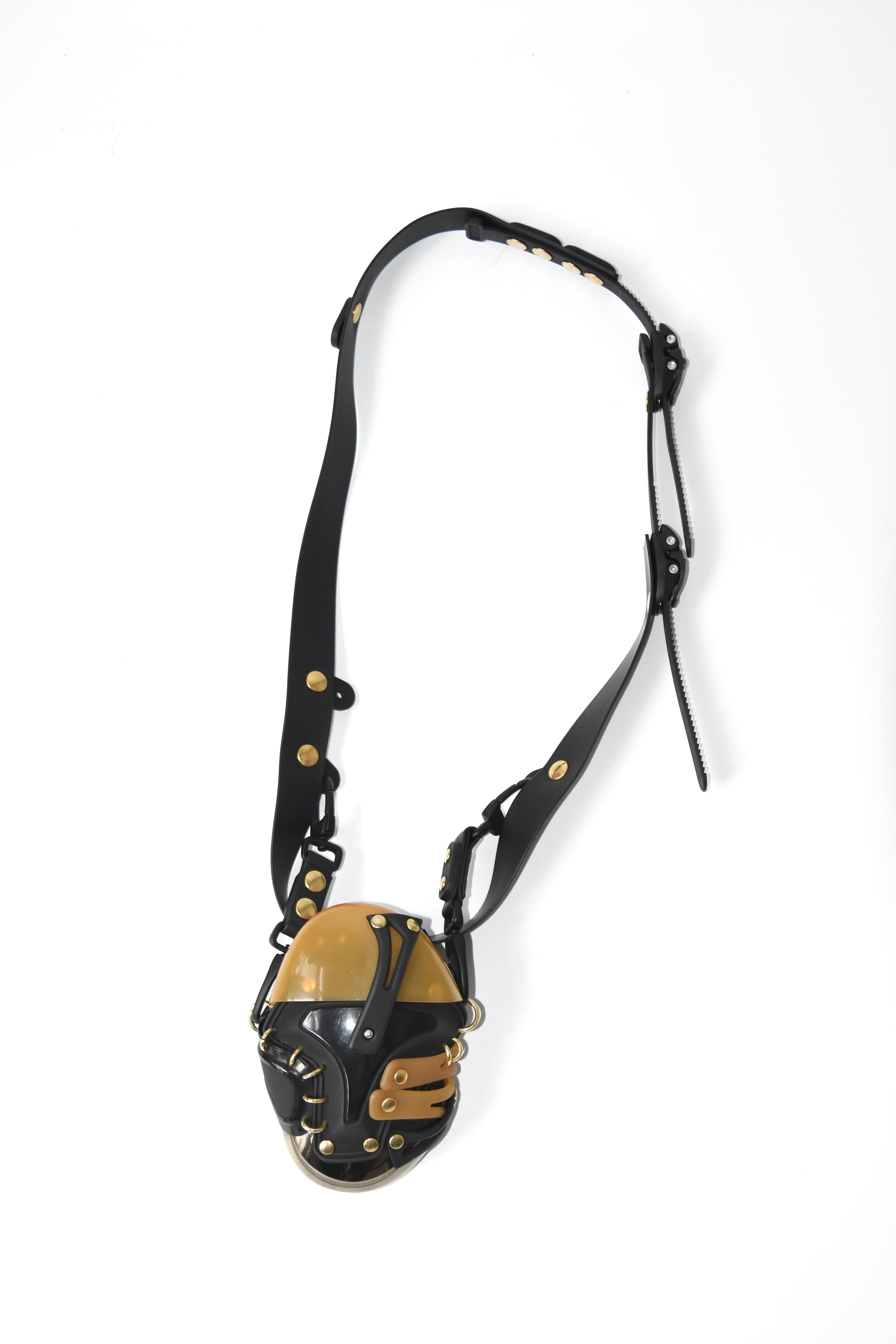 Innerraum Multi-Strap Biomechanical Shell Bag