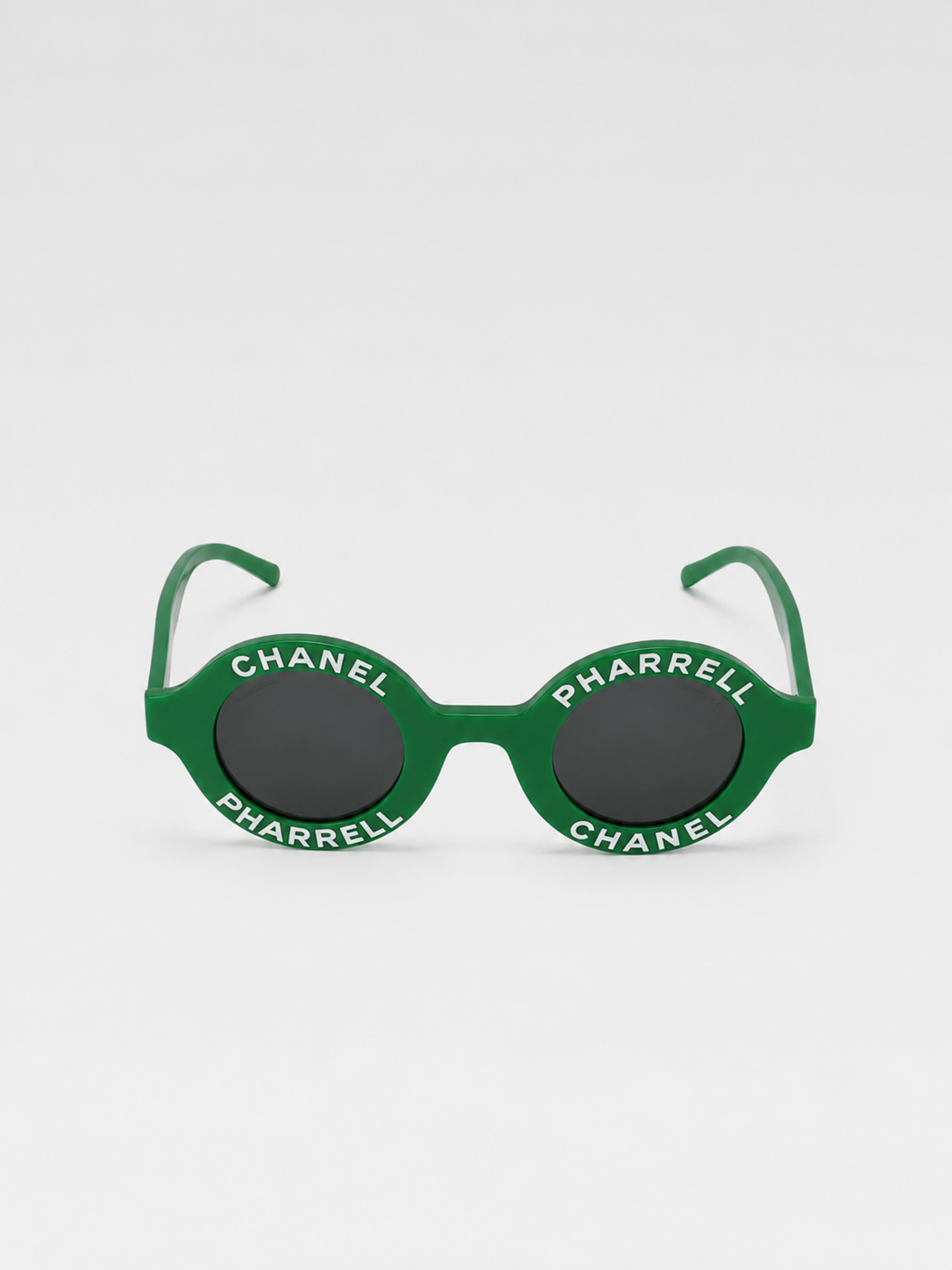 Chanel × Pharrell 2019 Limited Edition Green Round Logo Sunglasses – Rare Collaboration Eyewear