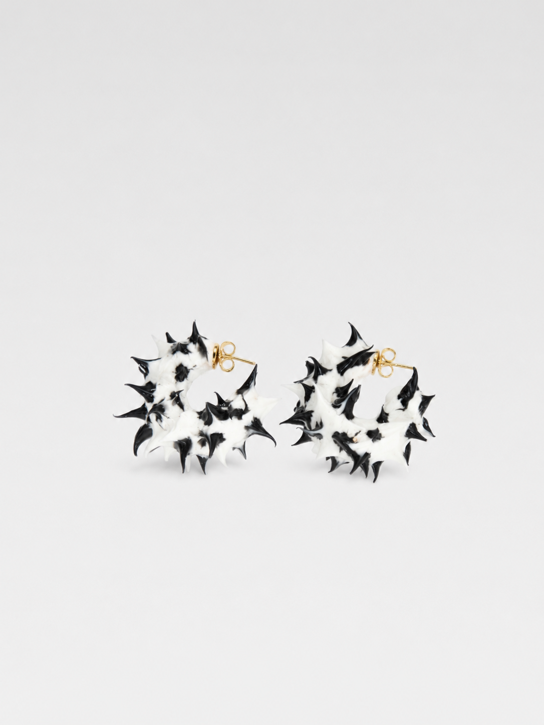Ottolinger Black & White Silicone Spike Earrings – Avant-Garde Organic Sculptural Hoops