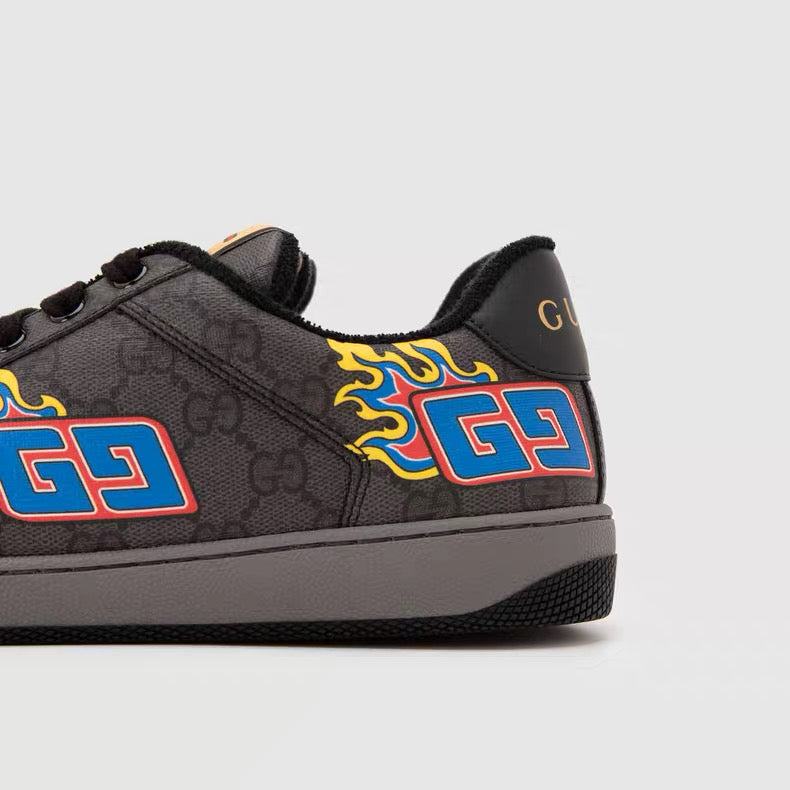 Gucci GG Flame Print Low-Top Sneakers
