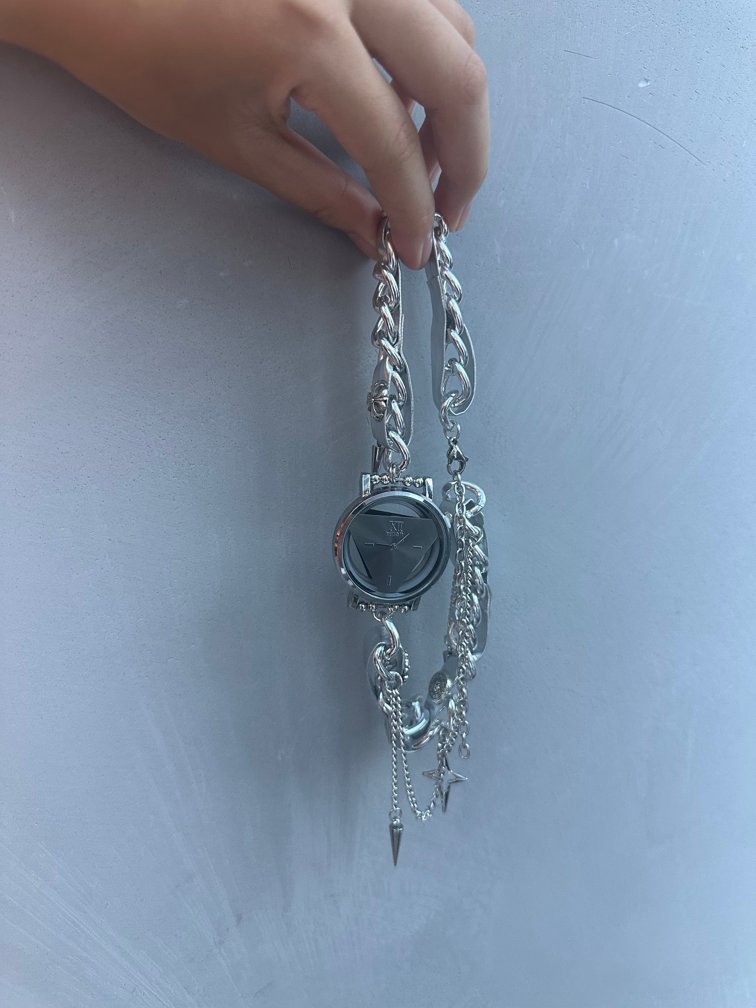 Metallic Watch Dial Chain Choker
