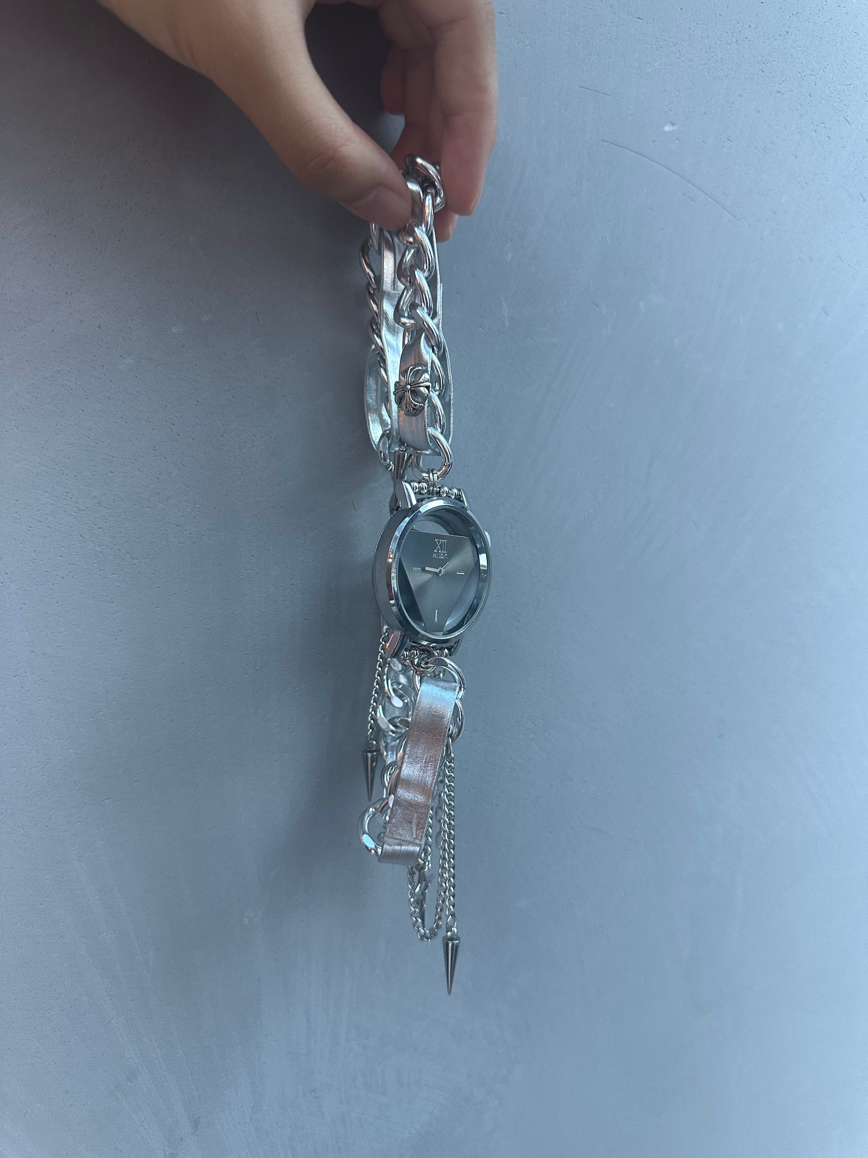 Metallic Watch Dial Chain Choker