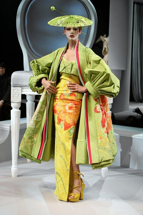 Christian Dior by John Galliano SS2007 Runway Sandals – Madame Butterfly Lime Green Silk Bow Wedge Heels Rare Museum Archive Piece Italy