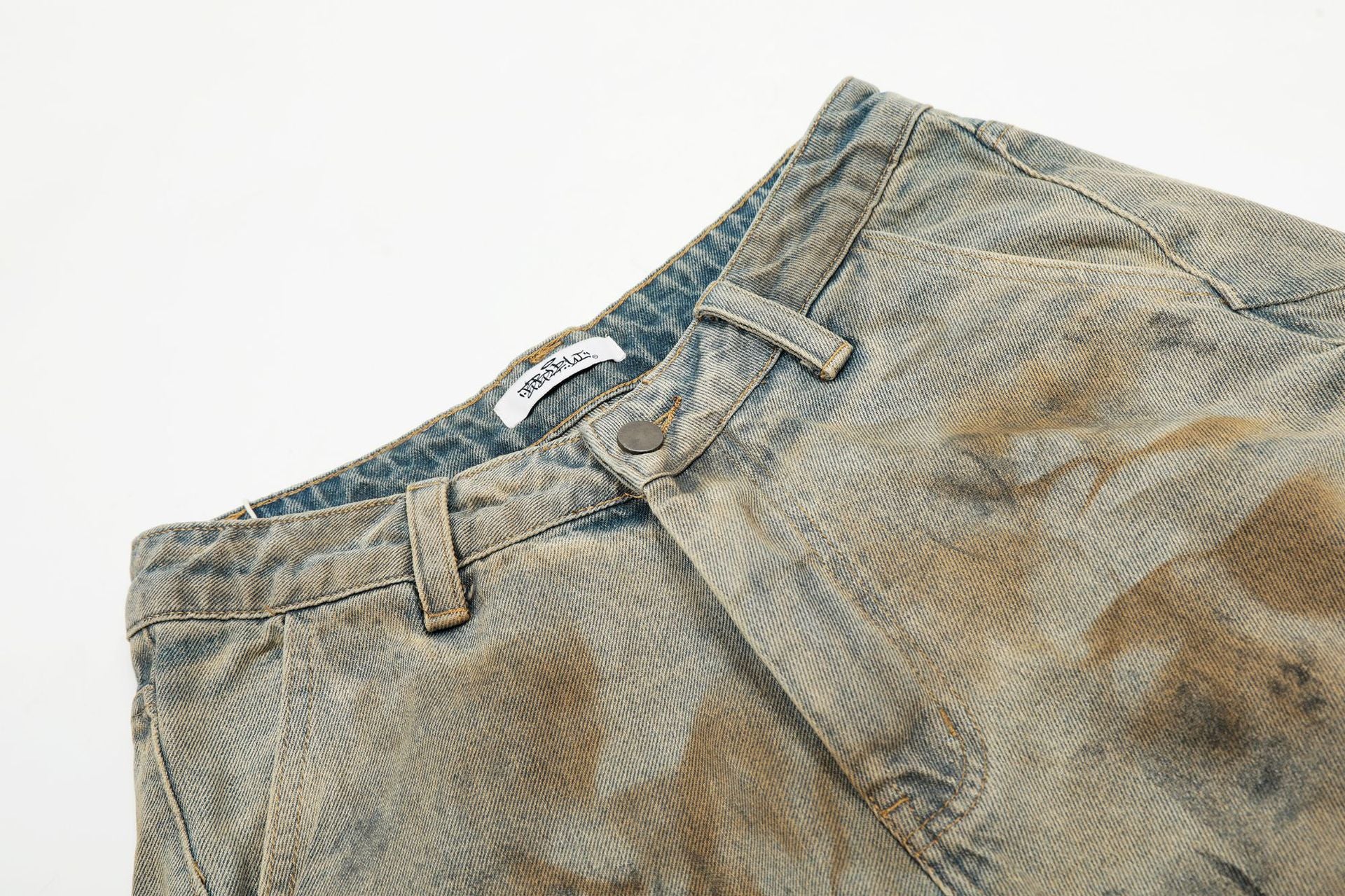 Distressed Floral-Dye Wide-Leg Denim Shorts – Multi-Tone Sand Fade