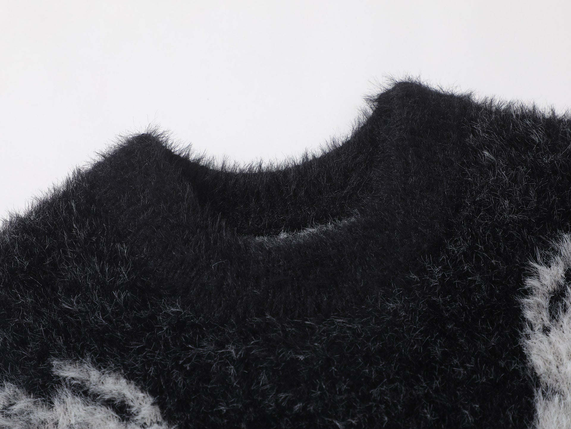 Winged Skeleton Brushed Knit Sweater – Black & Grey