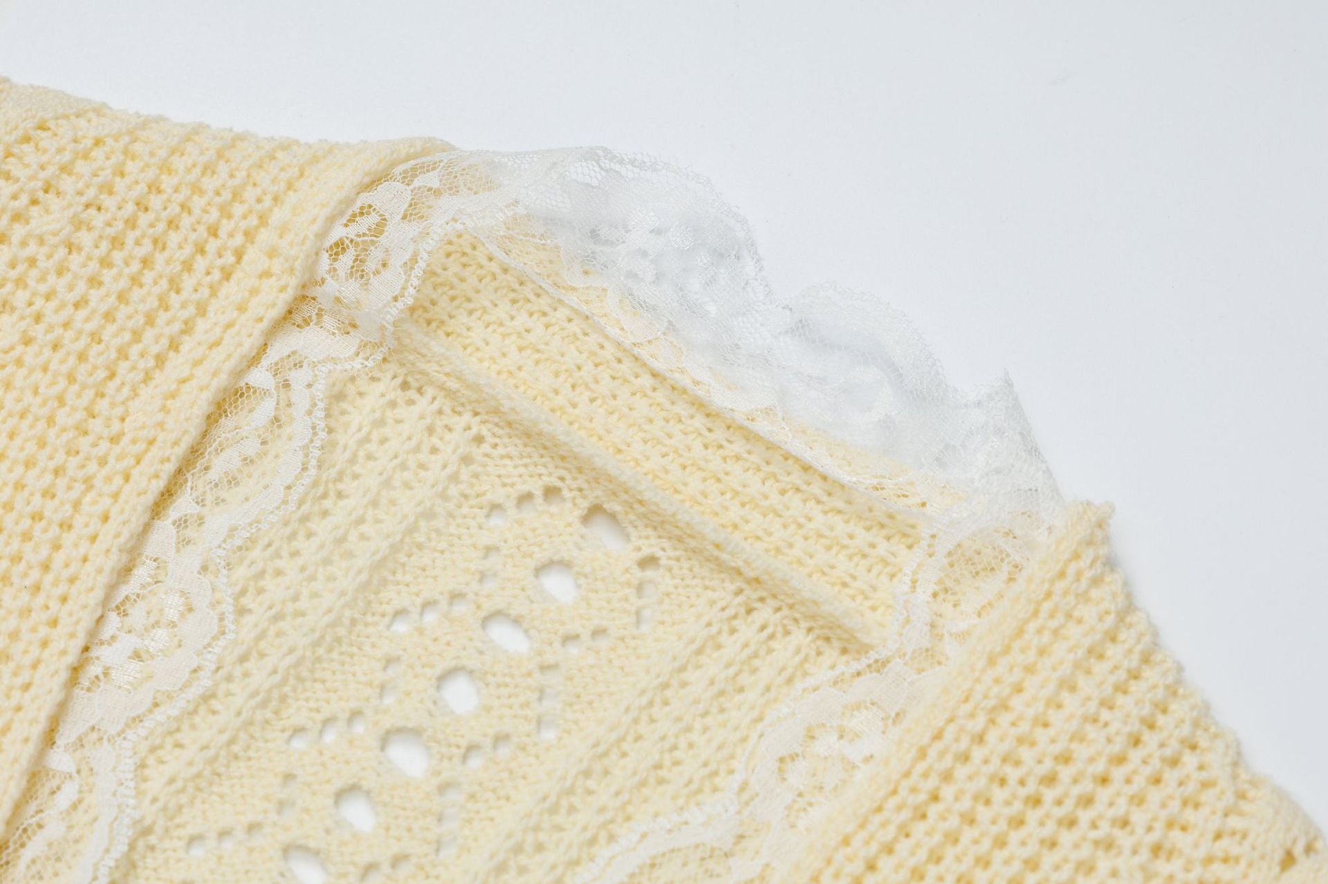 Lace-Trim Embroidered Bow Openwork Cardigan – Yellow / Black