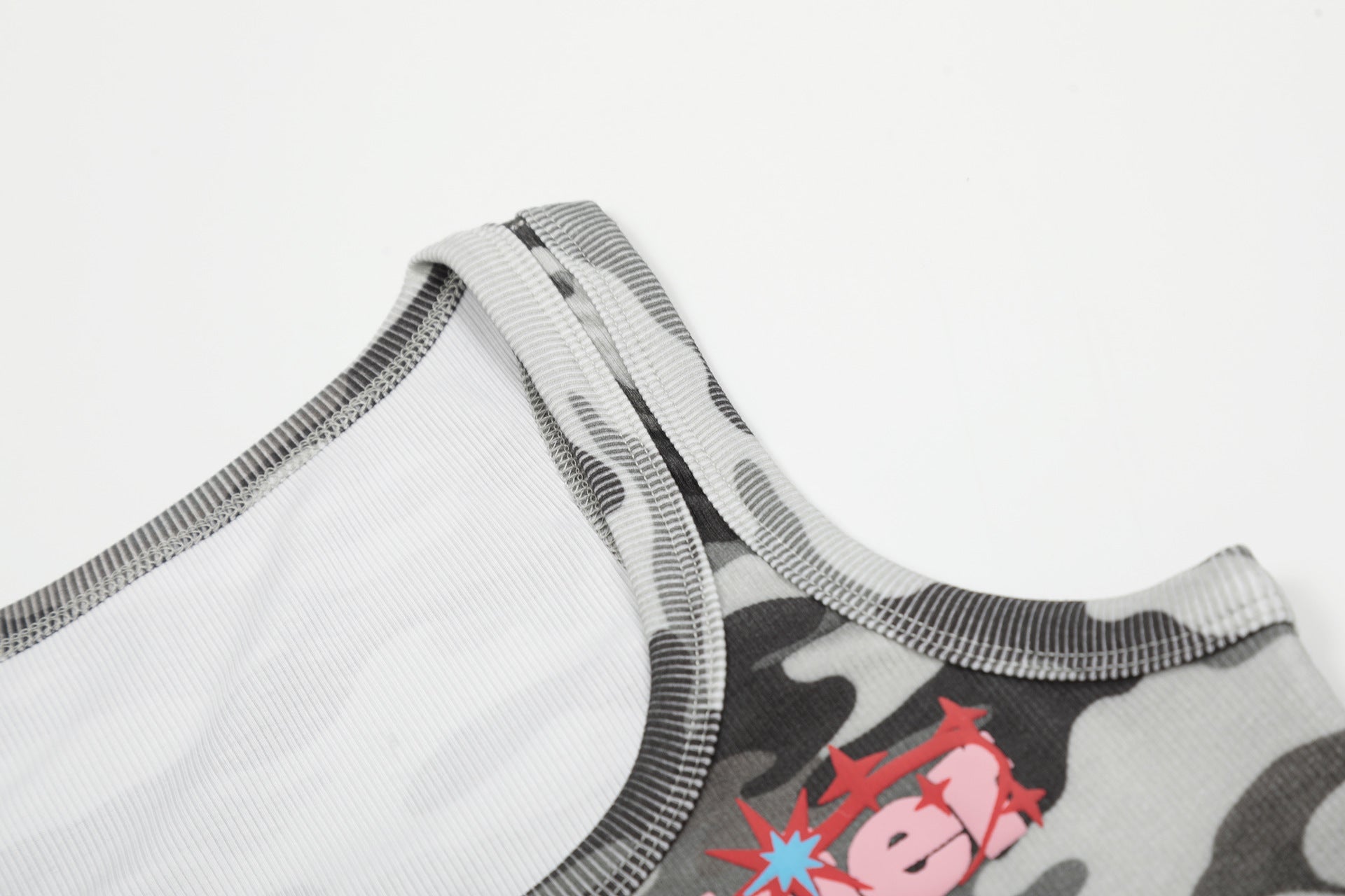Graphic Slogan Camo / Solid Tank Top – White / Grey Camo
