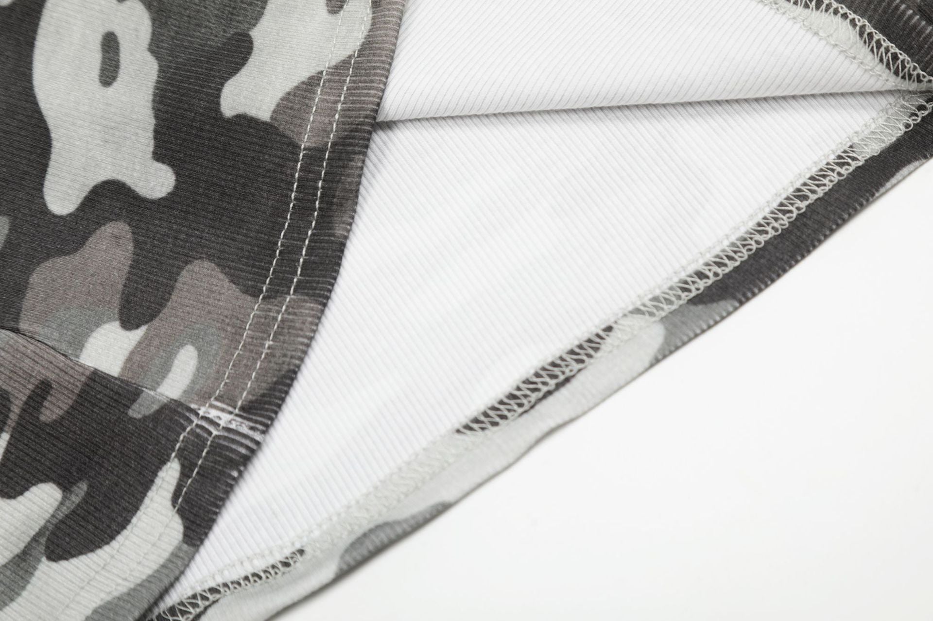 Graphic Slogan Camo / Solid Tank Top – White / Grey Camo