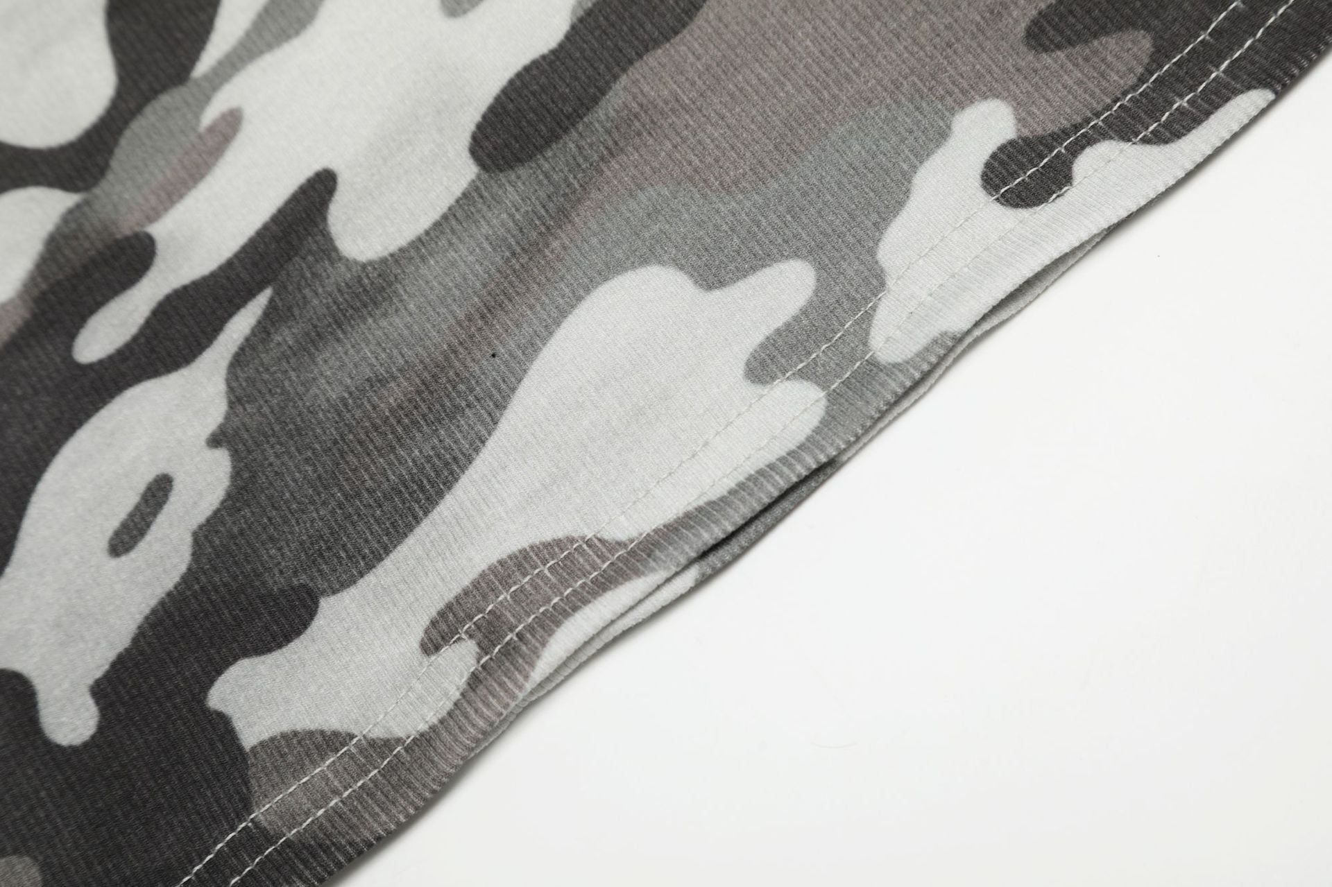 Graphic Slogan Camo / Solid Tank Top – White / Grey Camo