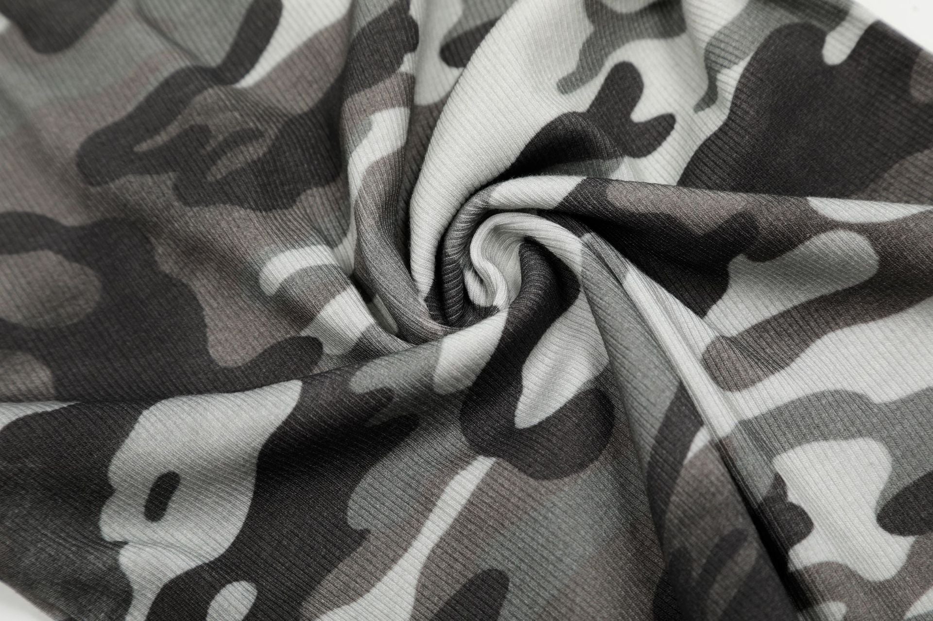 Graphic Slogan Camo / Solid Tank Top – White / Grey Camo