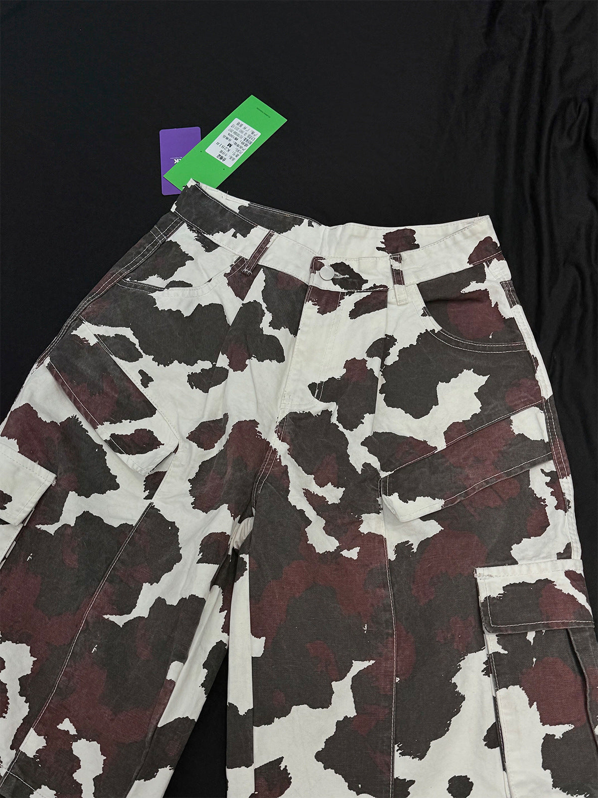 Cow-Print Multi-Pocket Cargo Shorts – White/Black & Burgundy