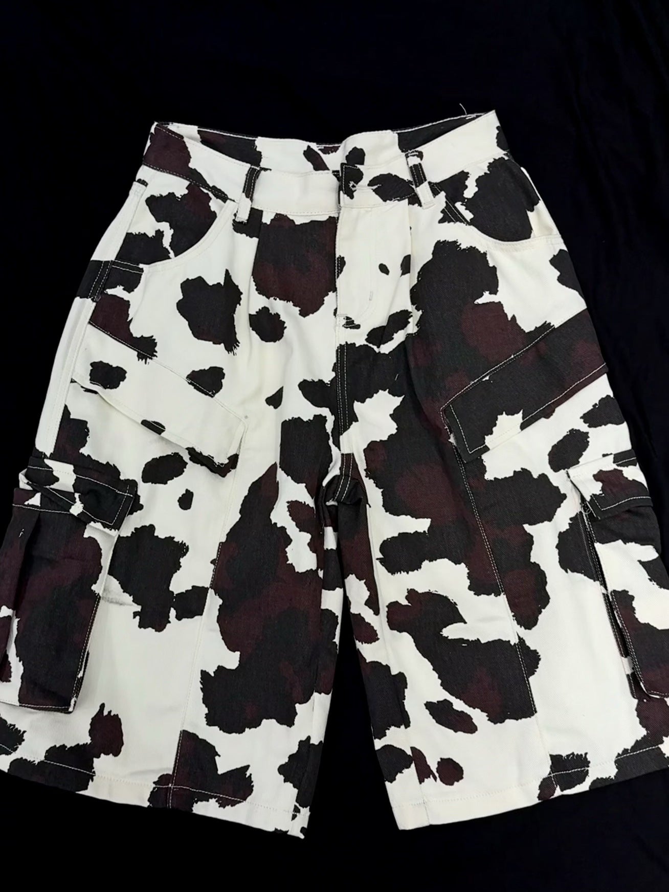 Cow-Print Multi-Pocket Cargo Shorts – White/Black & Burgundy