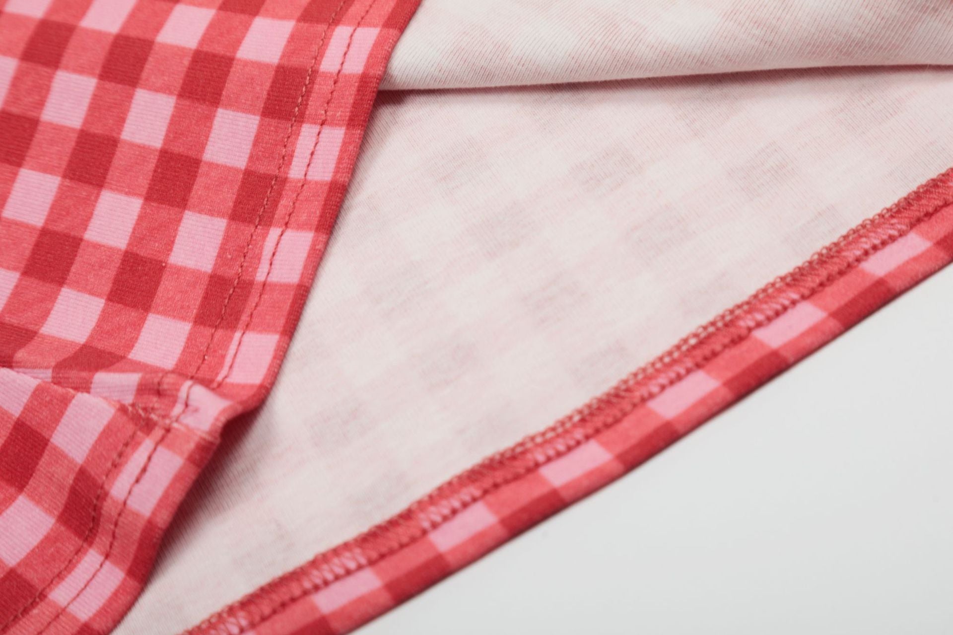 MERSHIER Healthy Fruits Red & White Gingham Short-Sleeve T-Shirt