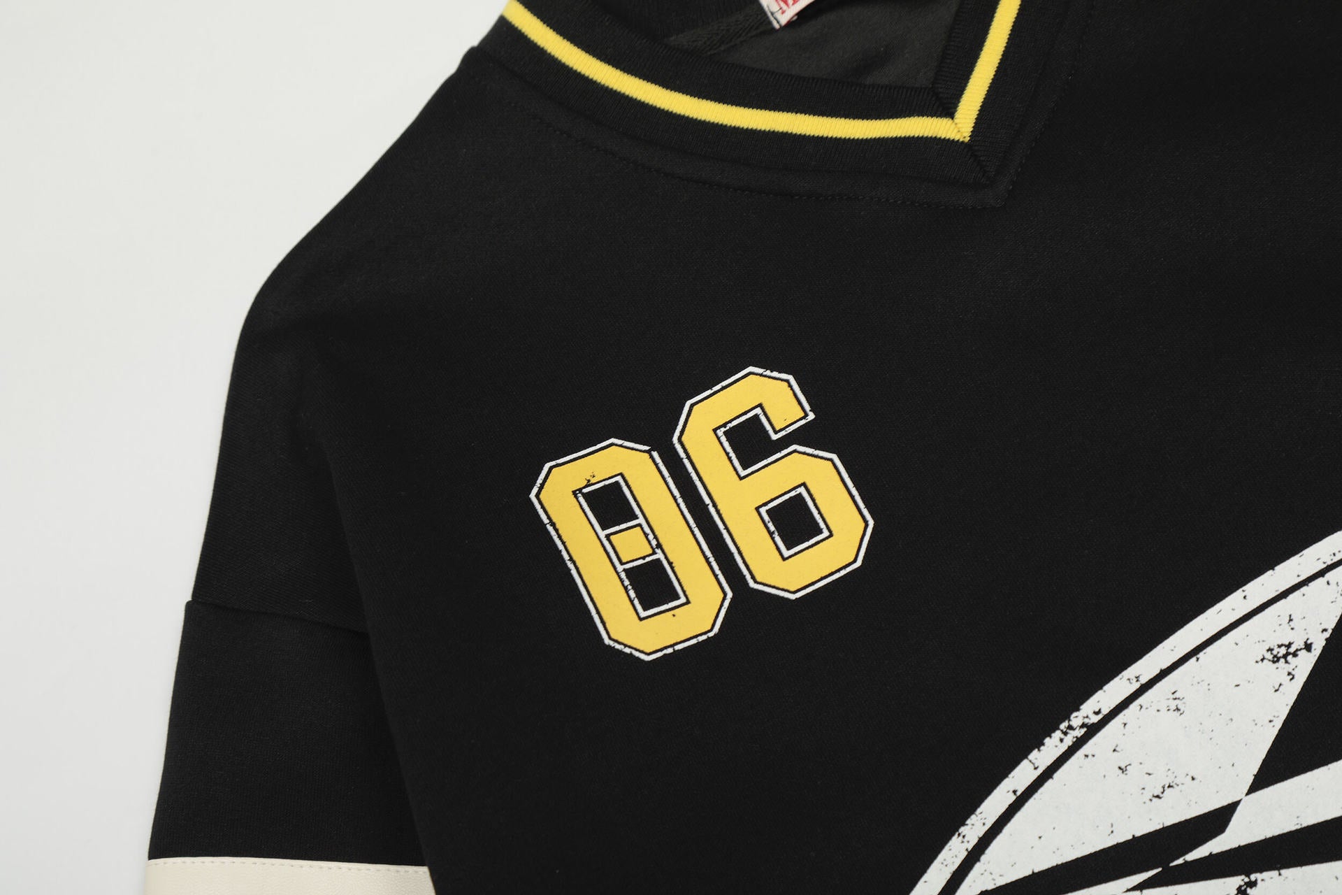 Mershier Varsity Star Graphic Long Sleeve Jersey – Black / Yellow Accents