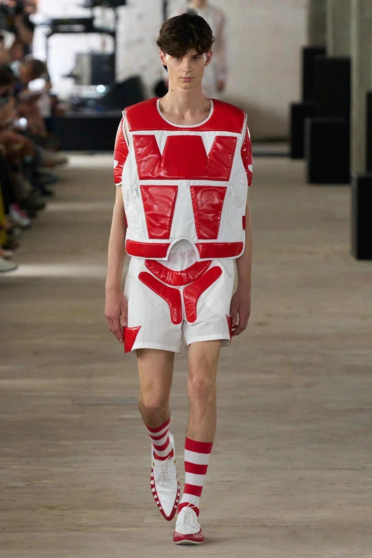 Walter Van Beirendonck 2024SS “Dawleetoo” Crash Vest Padded Armor Vest Runway Opening Look Rare Piece