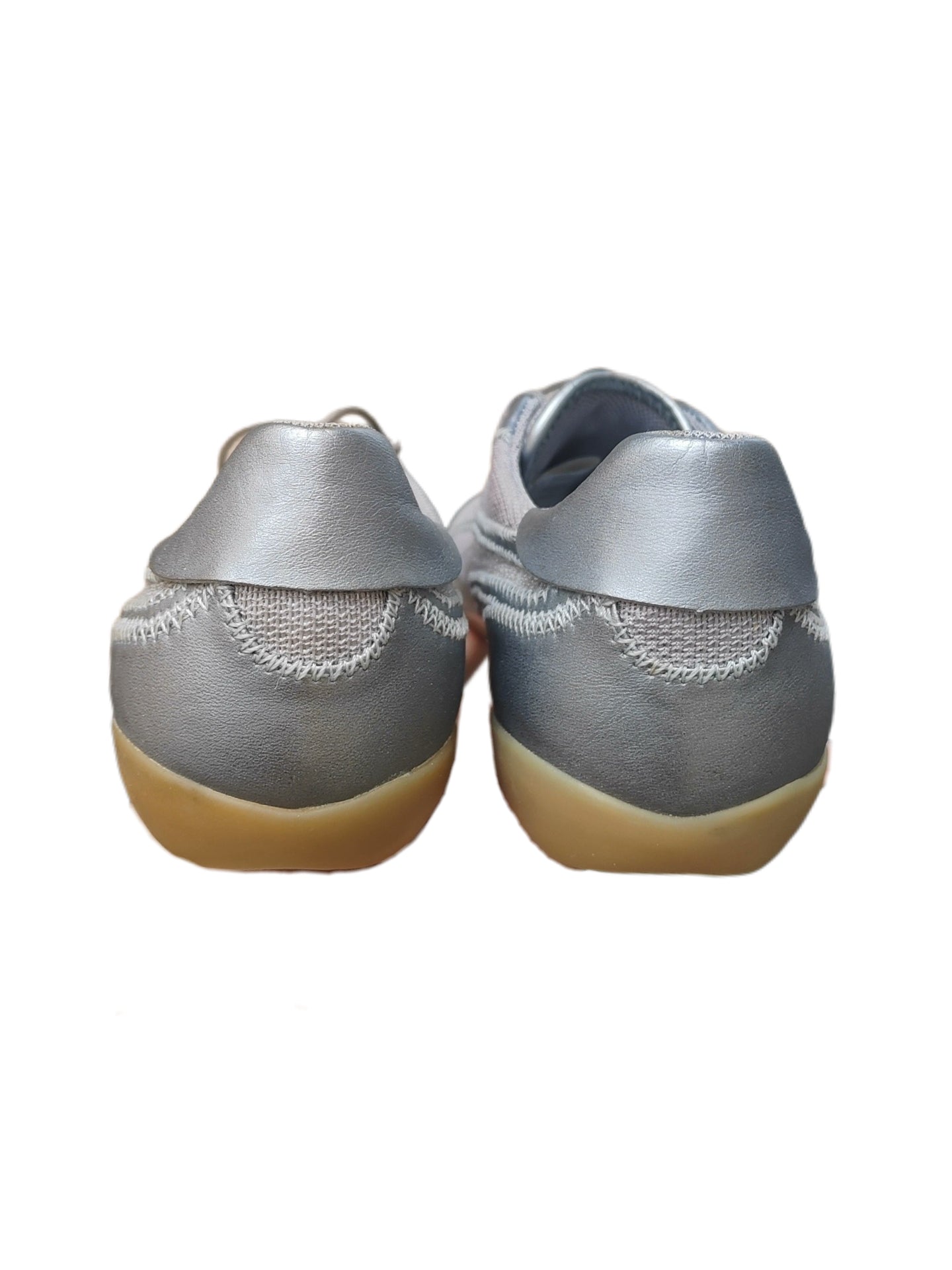 Vintage Puma 2000s Silver Low Profile Sneakers Y2K Minimal Tech Runner Rare Archive