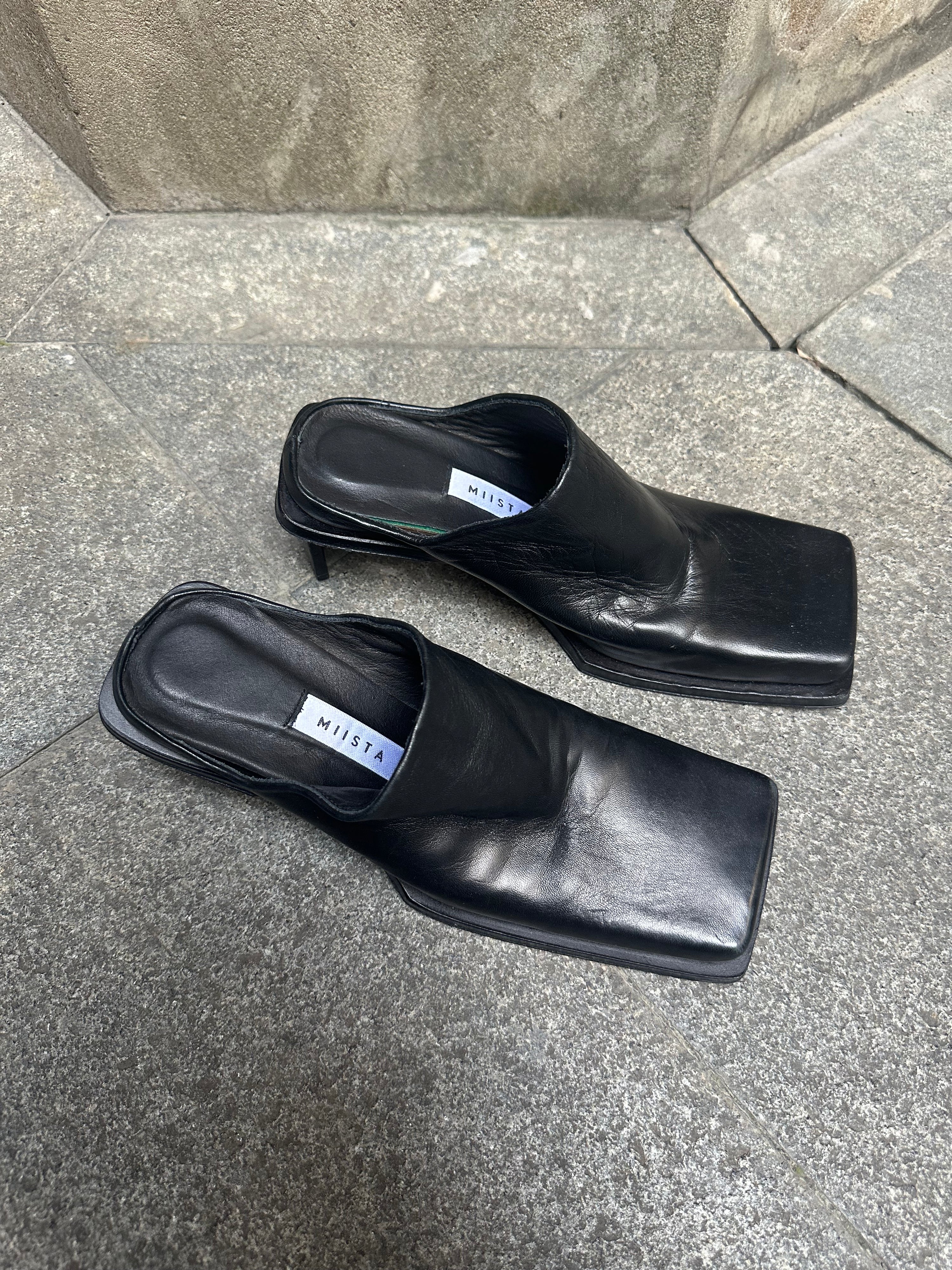 Miista Black Square-Toe Leather Mules – 37