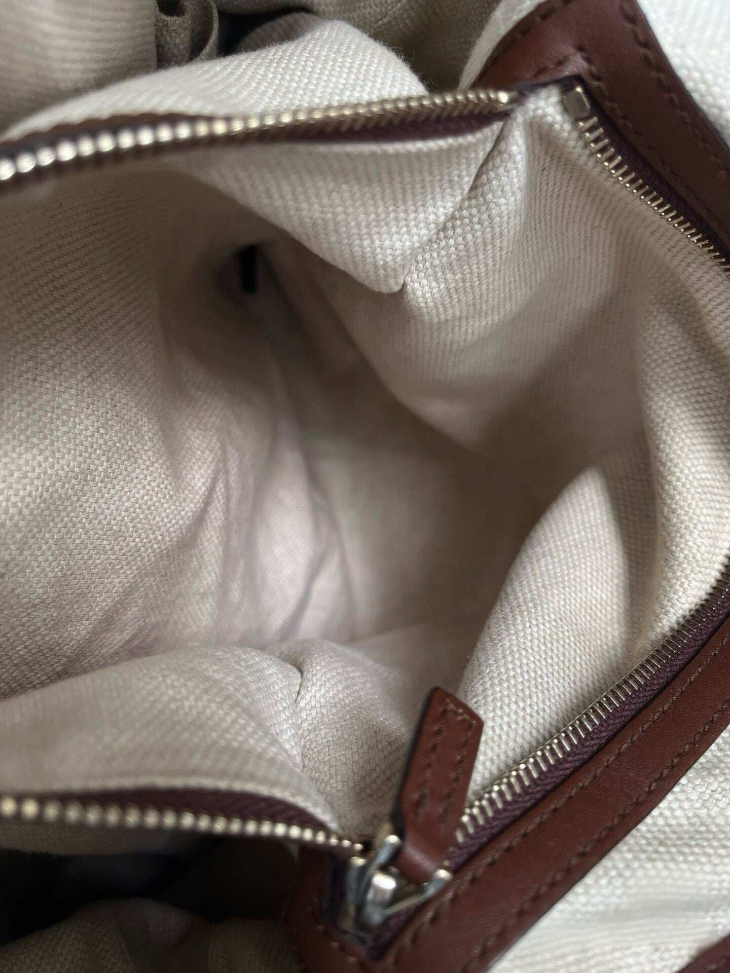 Gucci GG Monogram Canvas Large Tote Bag with Leather Heart Charm Valentine’s Limited Edition Convertible Shoulder Bag