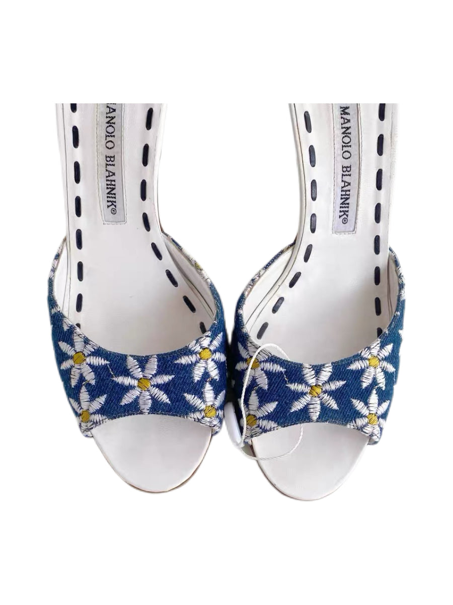Manolo Blahnik Denim Daisy Mule Heels Vintage Embroidered Floral Sandals Blue Designer Shoes