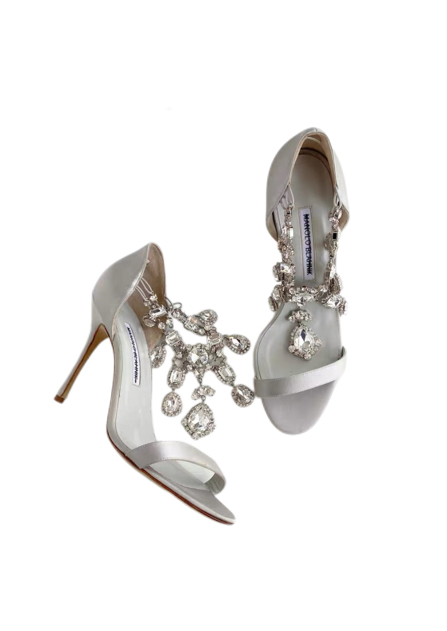 Manolo Blahnik Silver Satin Crystal Heels Rare Rhinestone Evening Sandals 38